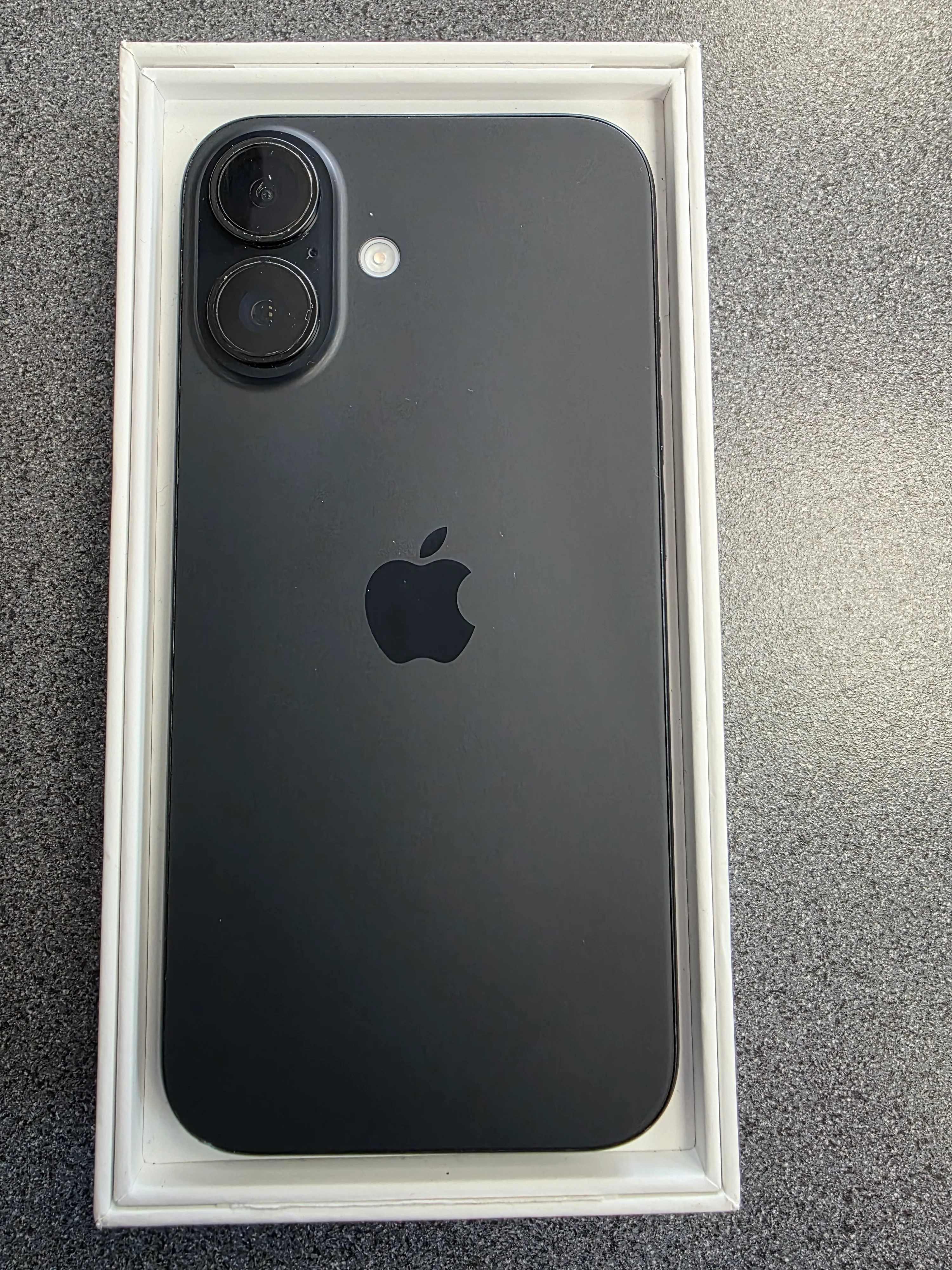 ⭐ SALE ⭐ Apple iPhone 16 (128GB) (Boxed) - Image 3