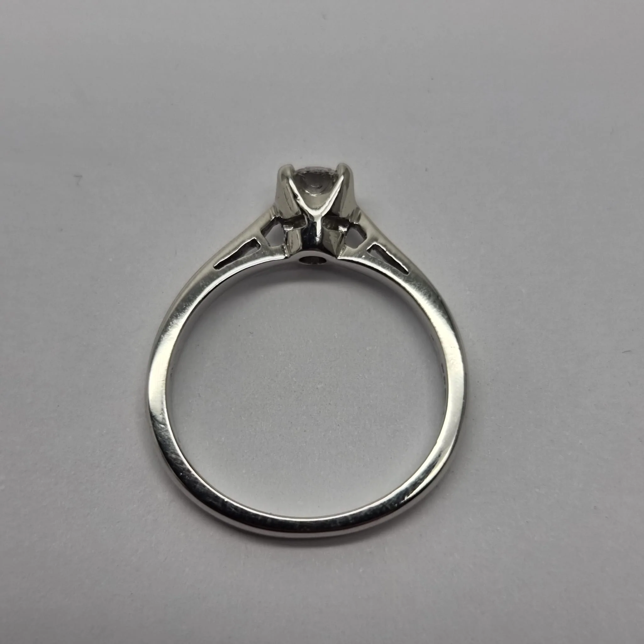 0.35ct Diamond Solitaire Platinum Ring - Size I - Assay Value £1950 - Image 2