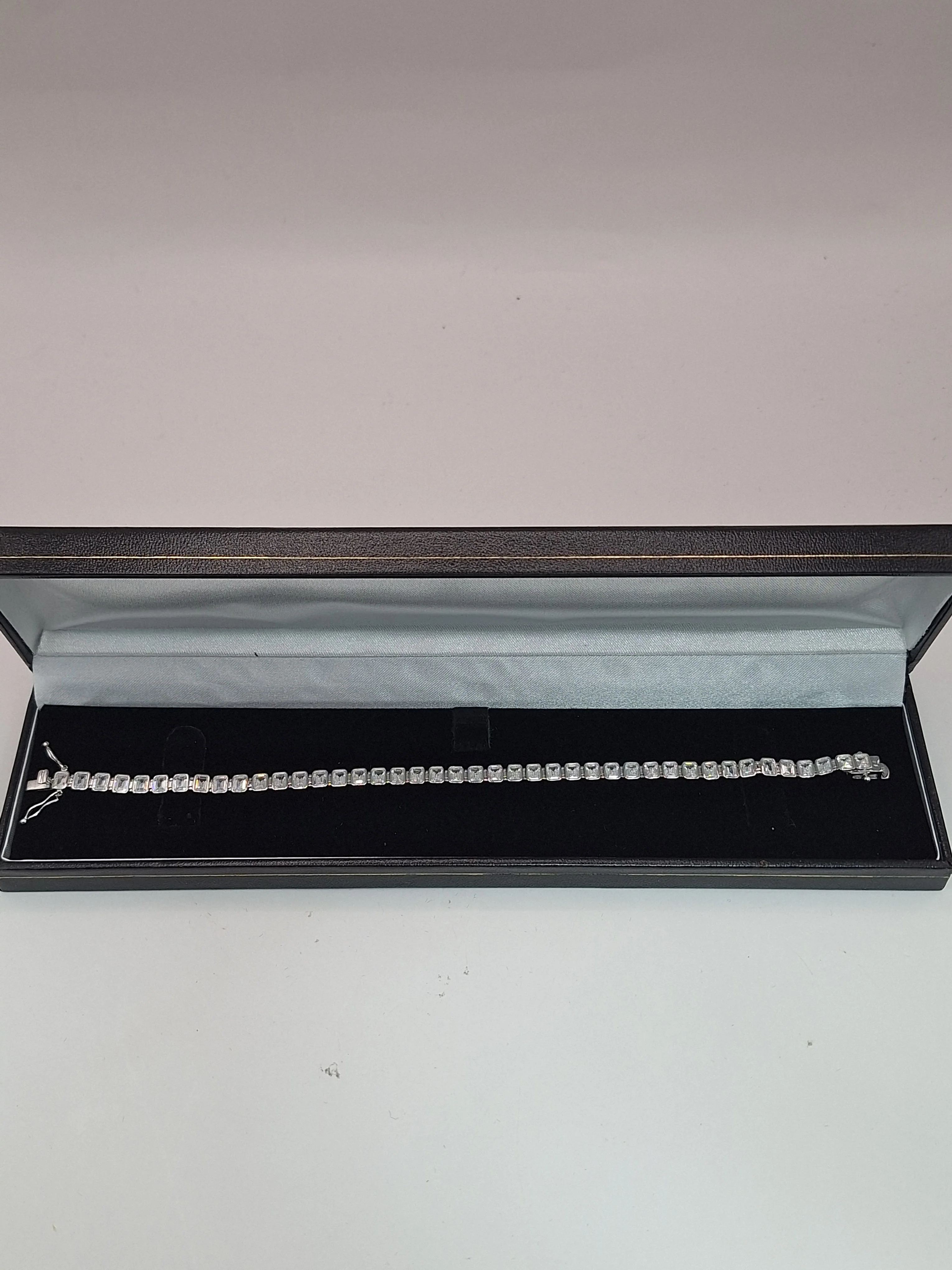 10.9G 925 CZ B/LET - Image 2