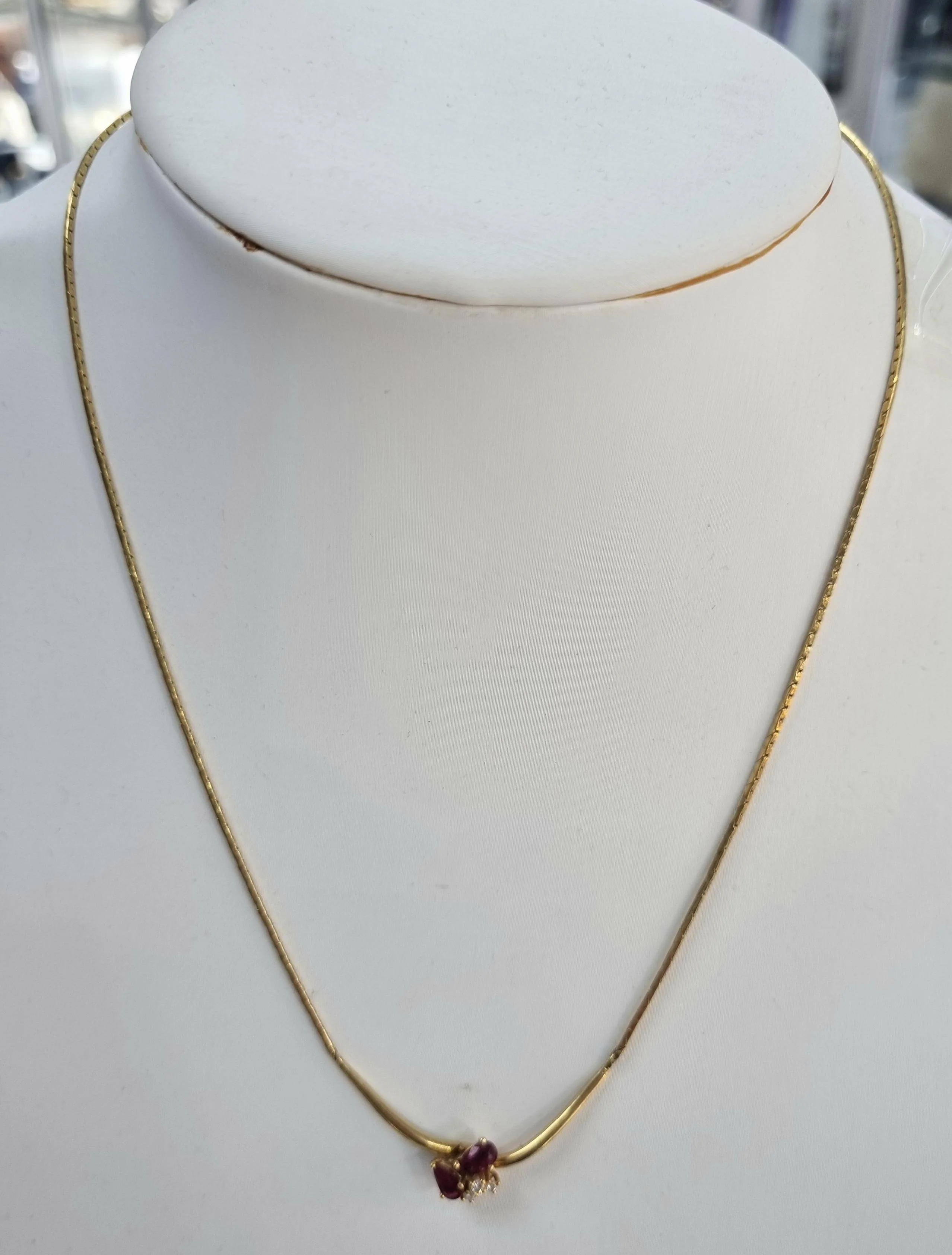 18ct Gold Diamond and Ruby Necklace 16"
