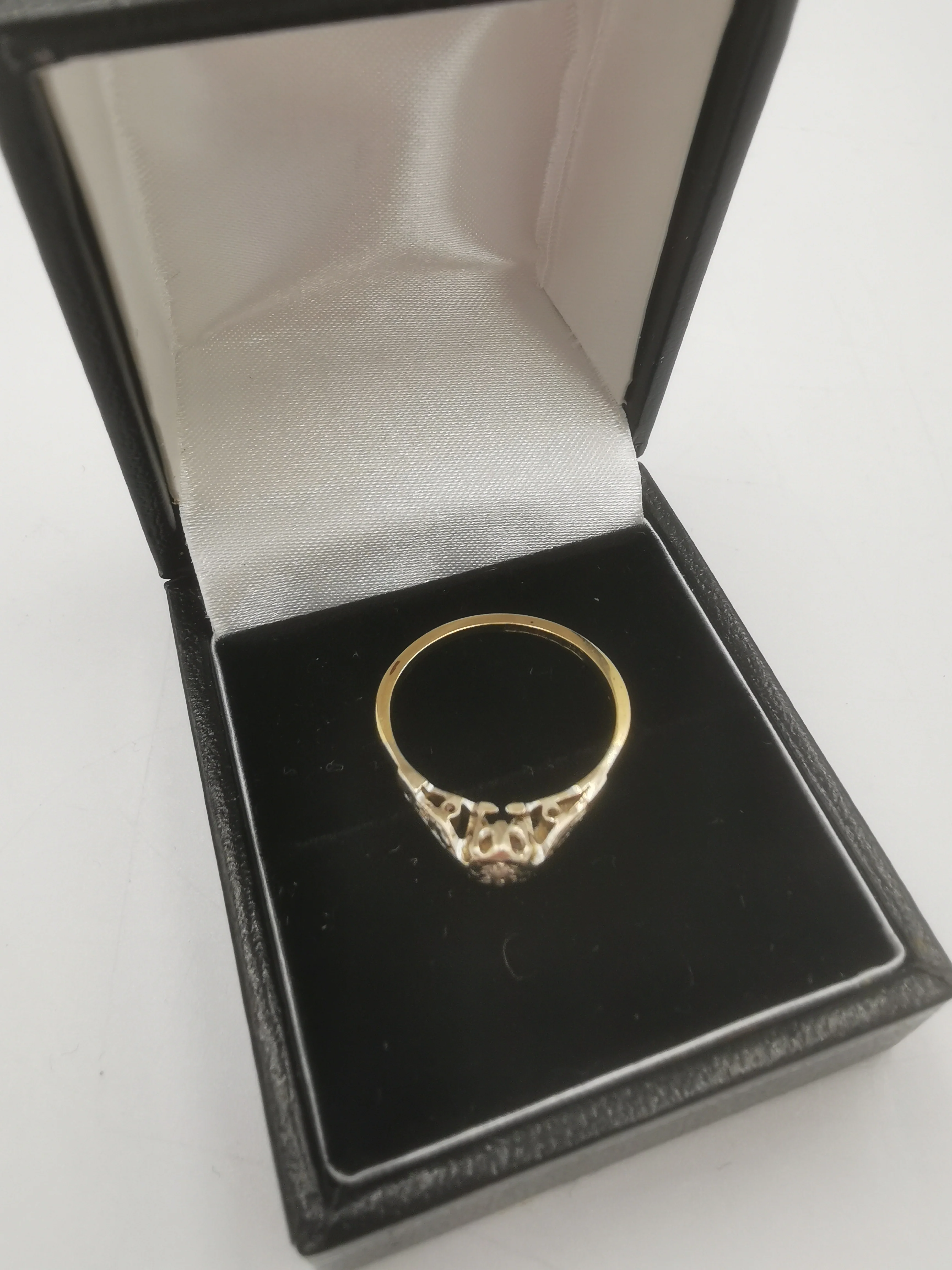 18CT Gold Diamonds Ring (750 Hallmarked), 1.9Grams, Size: L - Boxed - Image 4