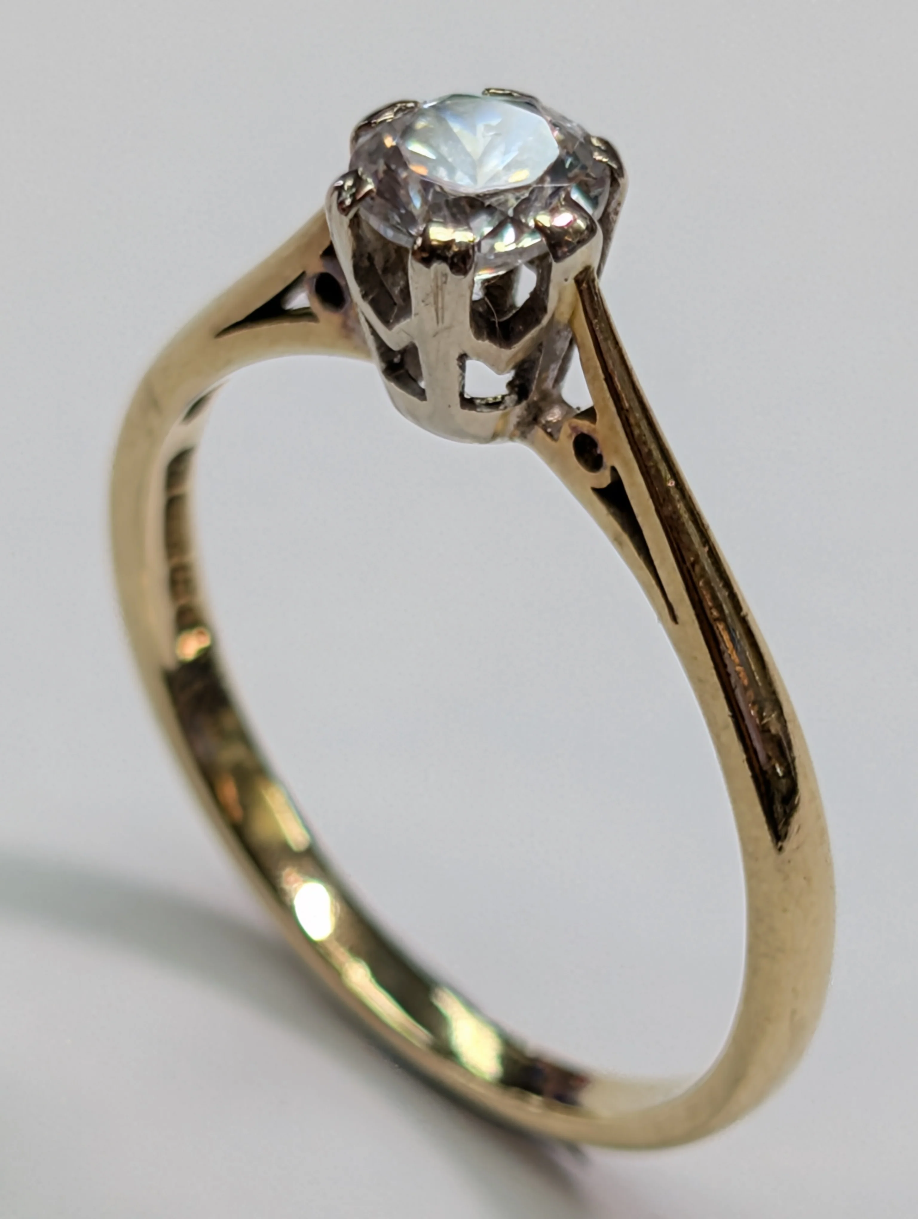 18ct Gold Single Stone Ring - Image 4