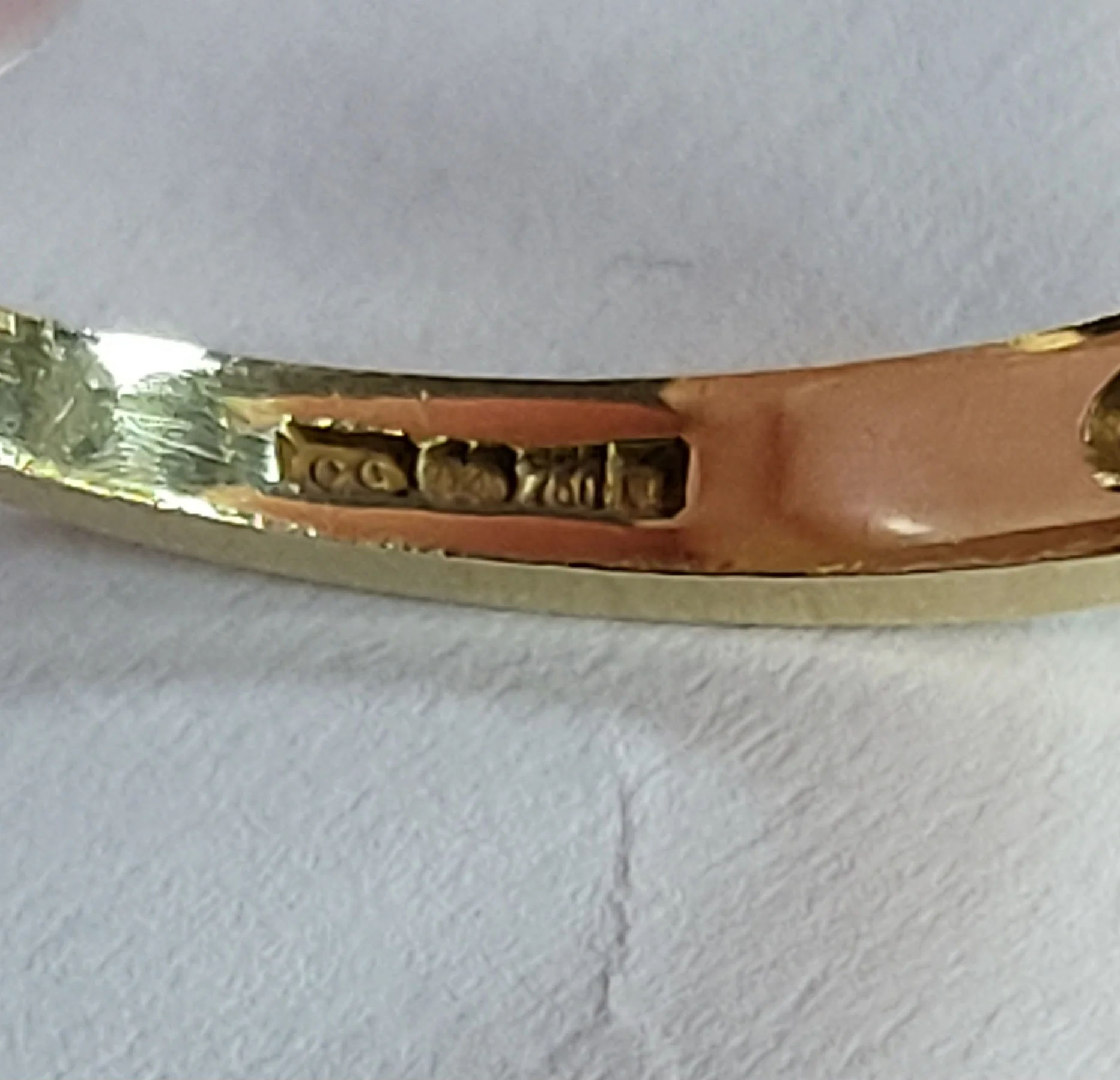 18ct Yellow Gold Ring with Clear Stones - Size N - 3.65g - Image 3