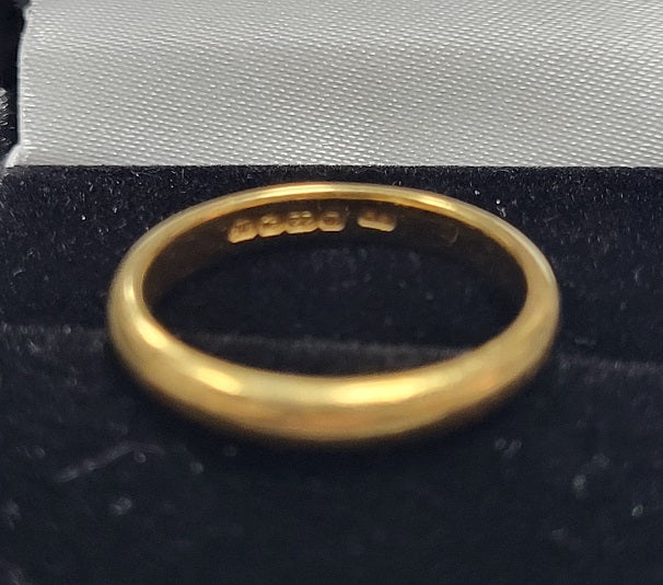 22ct Yellow Gold Band Ring - 3.9G - Size M - Hallmarked - Image 2