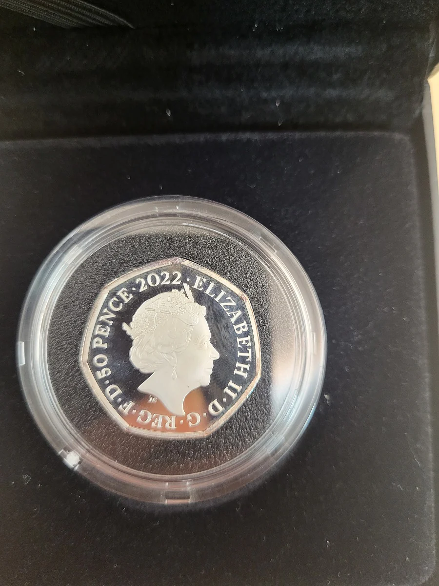 50 Years Of Pride - 2022 UK 50p Silver Proof Colour Coin - Number 0817 - Image 3