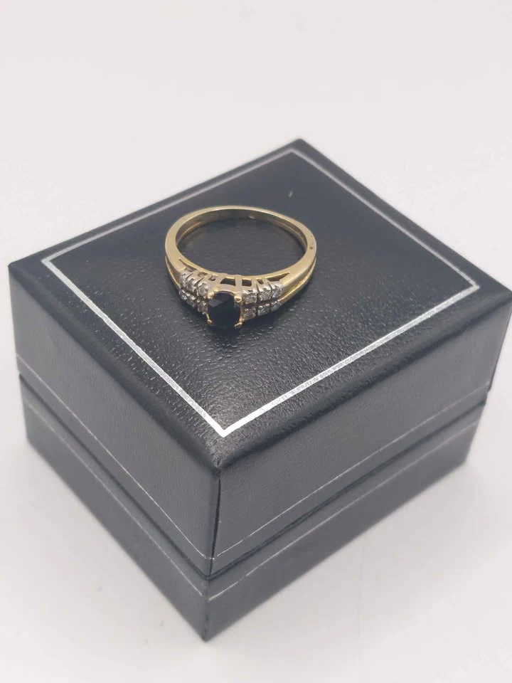 (750 Hallmarked&Tested) 18ct, 3.9G Gold Diamond Ring, Size N - Image 4