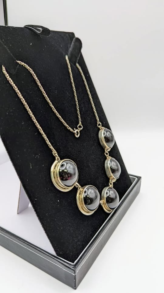 925 SILVER, 5 STRONE NECKLACE ON A TWIST CHAIN, WITH HOOP LOCK, 18" 29.86G, BOXED - Image 2