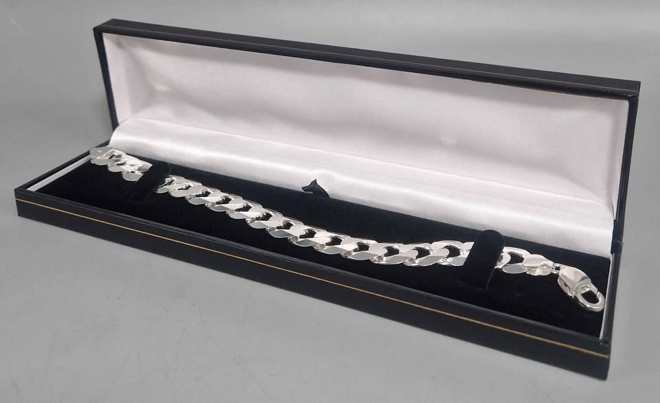 925 Silver Bracelet 34.2 Grams 9" - Image 2