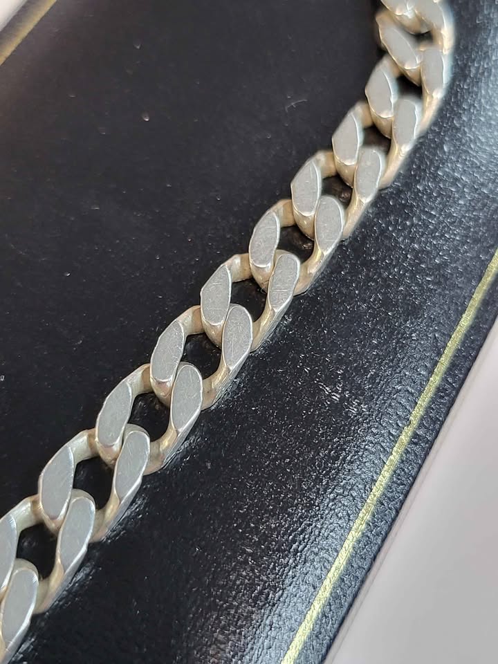 925 Silver Curb Link Bracelet - 9" - 17.79g - Image 2
