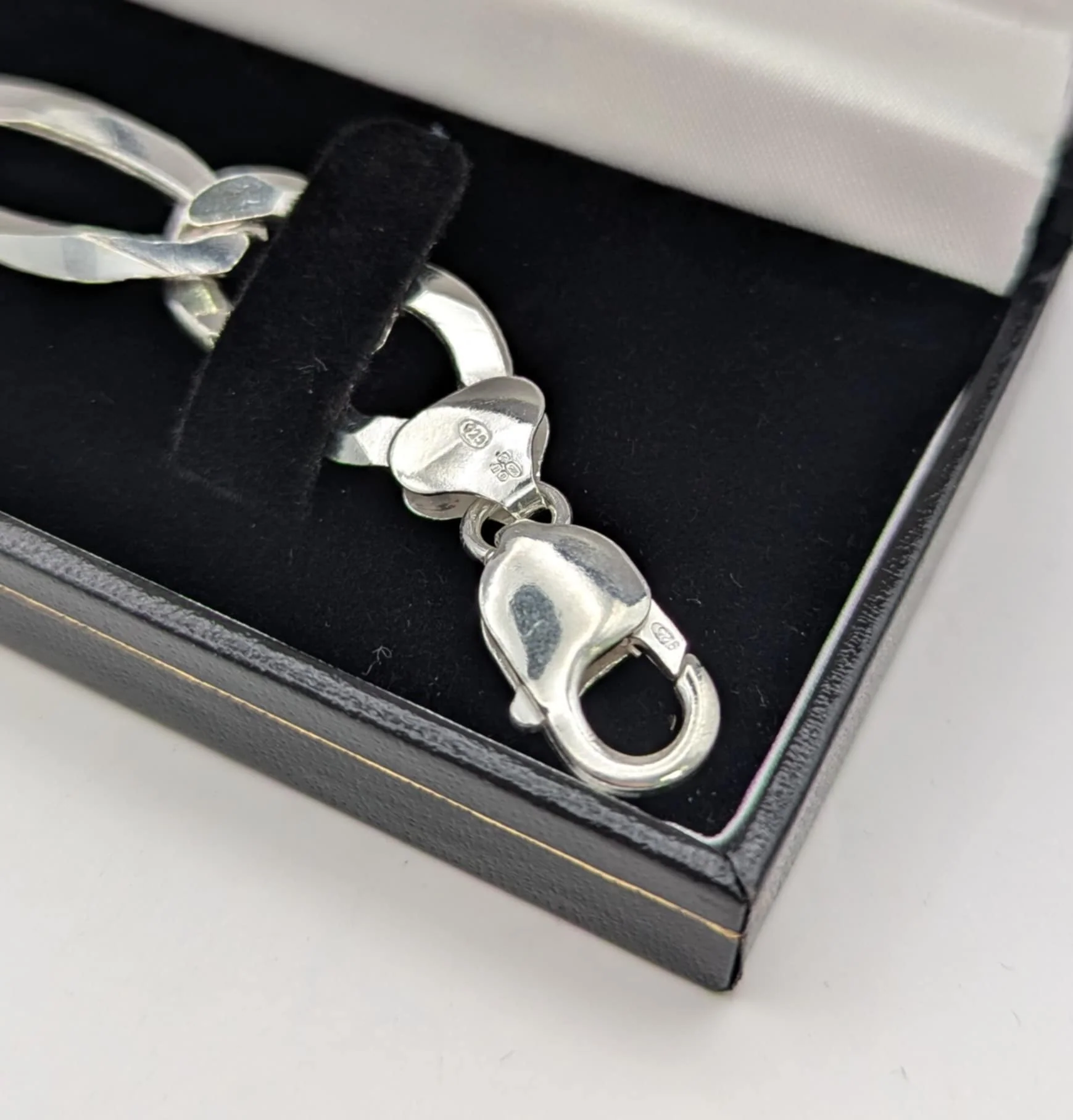 925 Silver Hallmarked, Figaro Chain with Lobster Log, 8",33.1g, Boxed - Image 2
