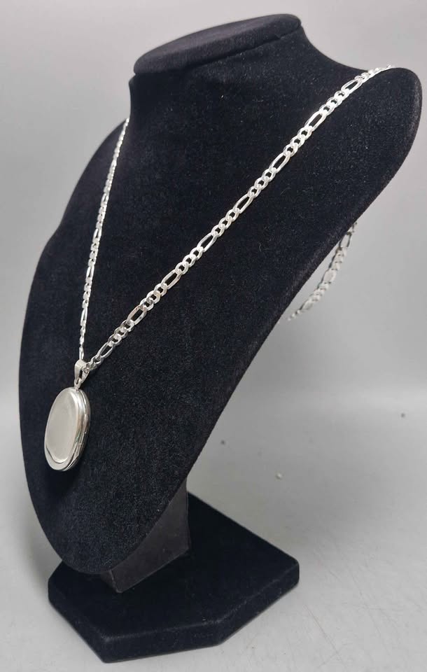 925 Silver Oval Locket Chain, 24.9G- 24" *Some Scratches On The Locket* - Image 2
