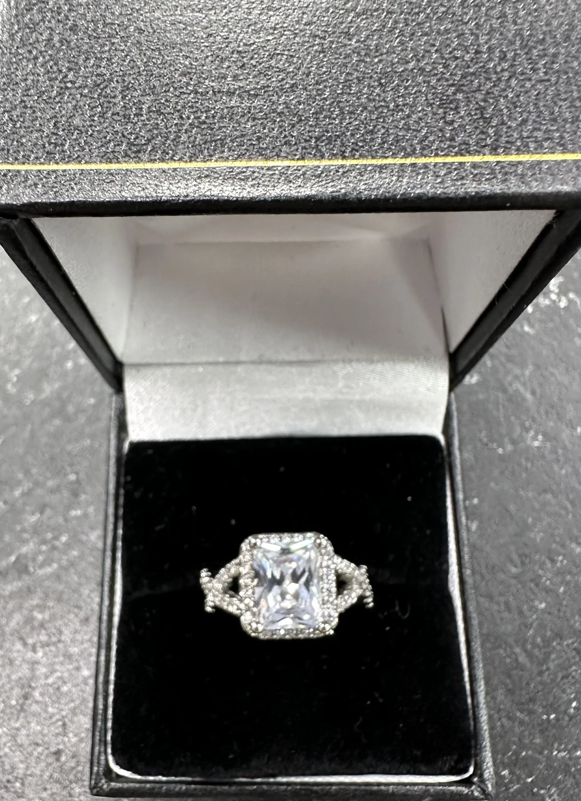 925 Silver Ring - Image 2
