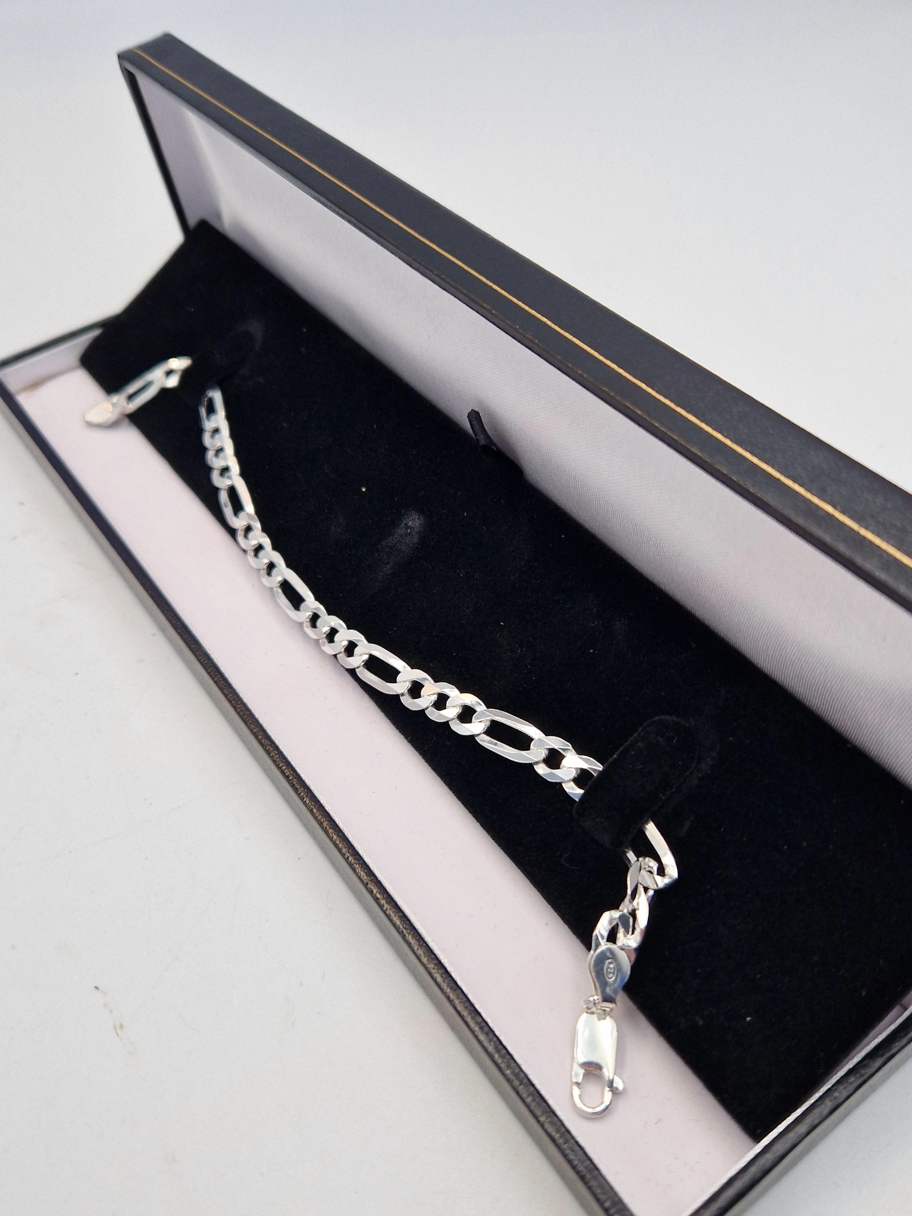 925 Sterling Silver 3 In 1 Figaro Bracelet - 9" Long - 6mm Wide - 8.70 Grams **BRAND NEW** - Image 4