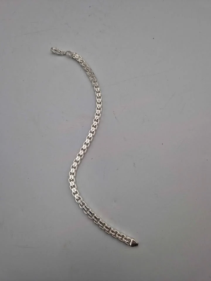 925 Sterling Silver Cube Bracelet - 5mm Wide - 9" Long - 22.60 Grams **BRAND NEW**