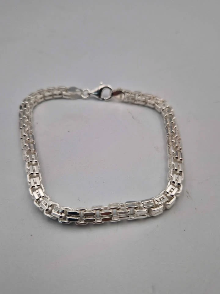925 Sterling Silver Cube Bracelet - 5mm Wide - 9" Long - 22.60 Grams **BRAND NEW** - Image 3