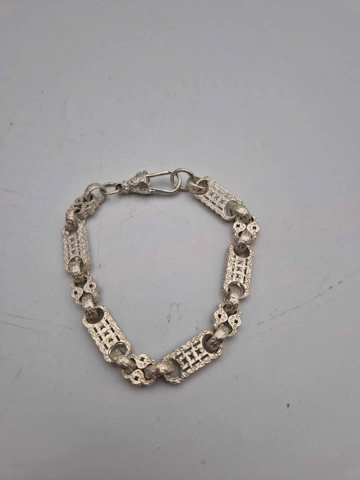 925 Sterling Silver Tulip Stars And Bars Bracelet With Albert Clasp - 9" Long - 63.12 Grams *NEW*