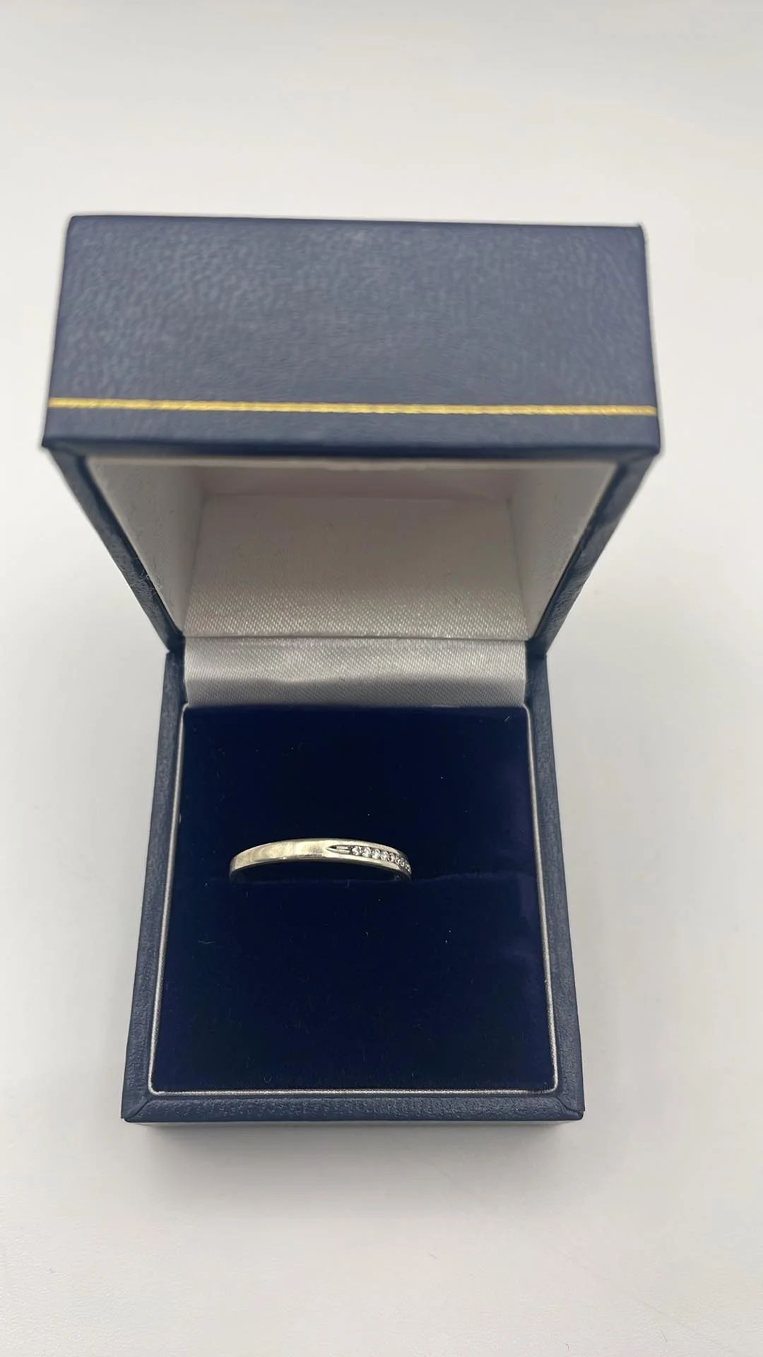 9ct diamond gold ring - Image 2