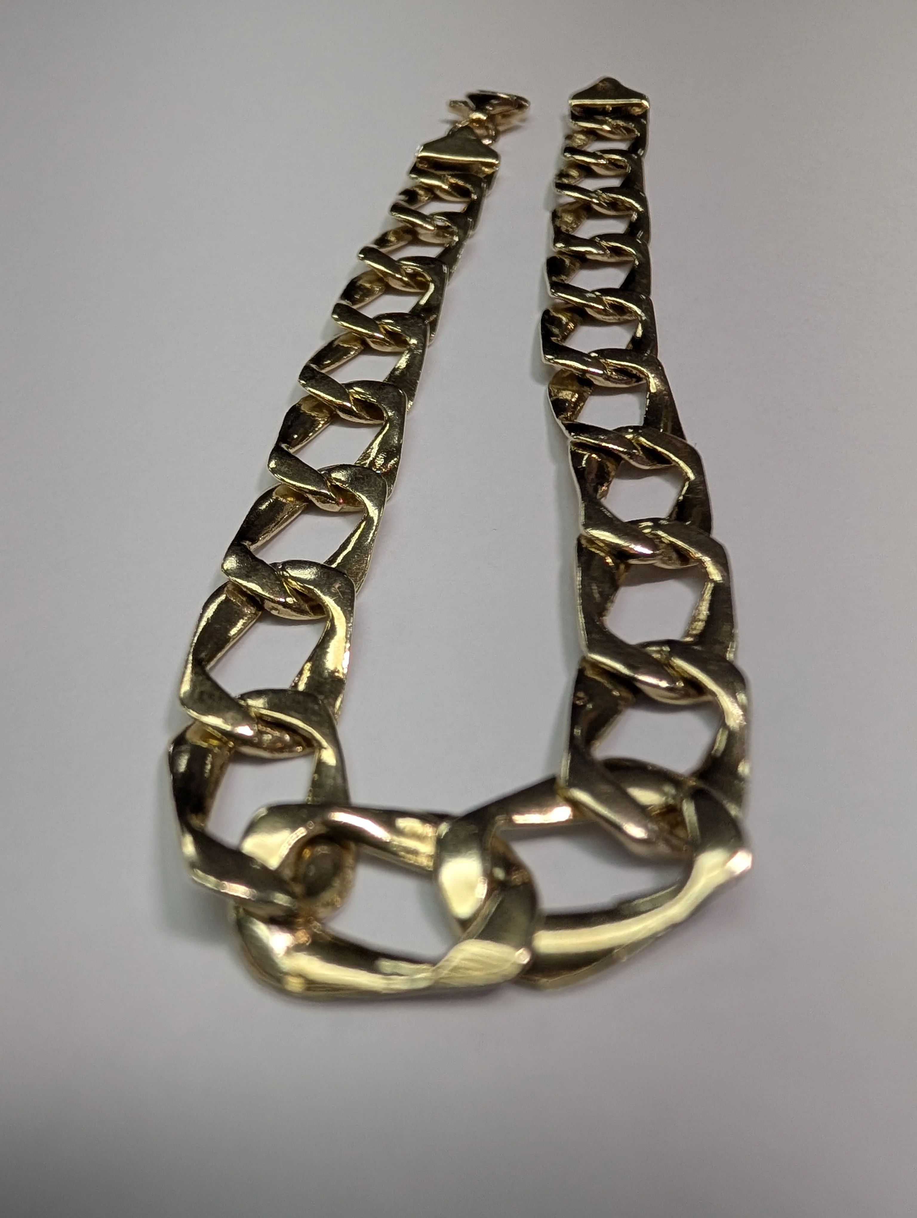 9ct Gold 8” Bracelet - Image 2