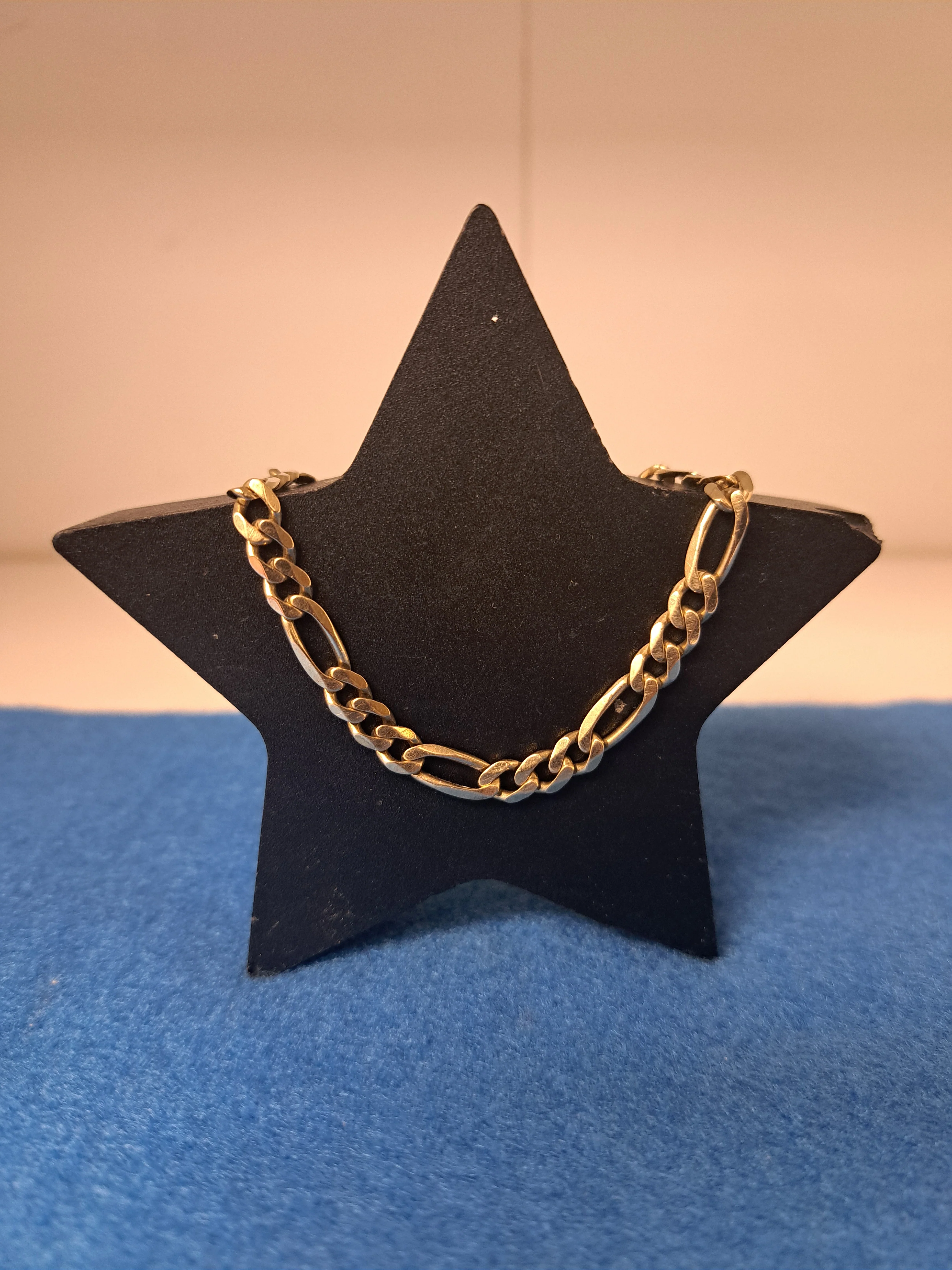 9ct Gold Bracelet - 7.09g - 7.5Inches - Great Yarmouth