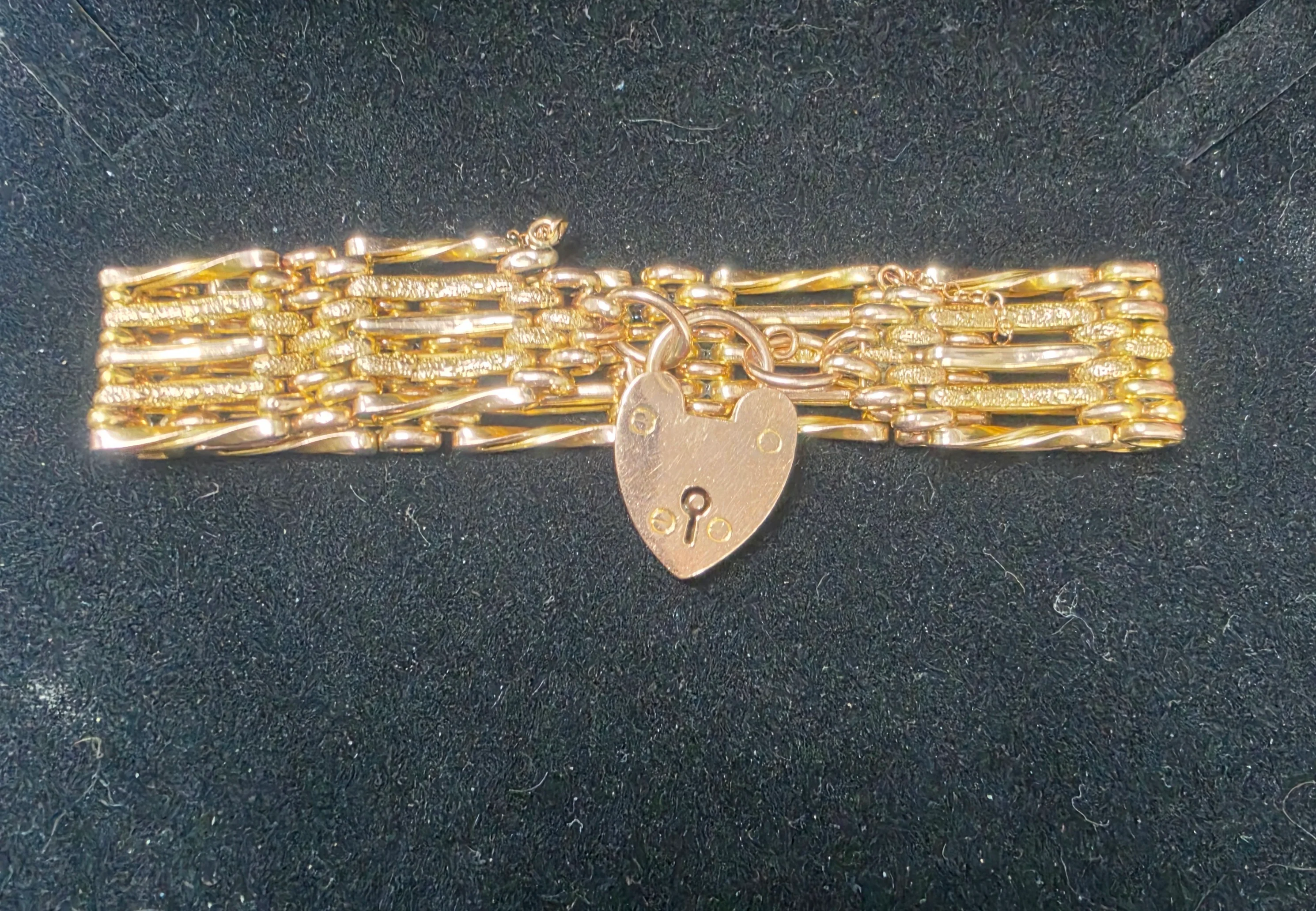 9CT GOLD BRACELET 8'' IN LENGTH 23.5G - Image 4