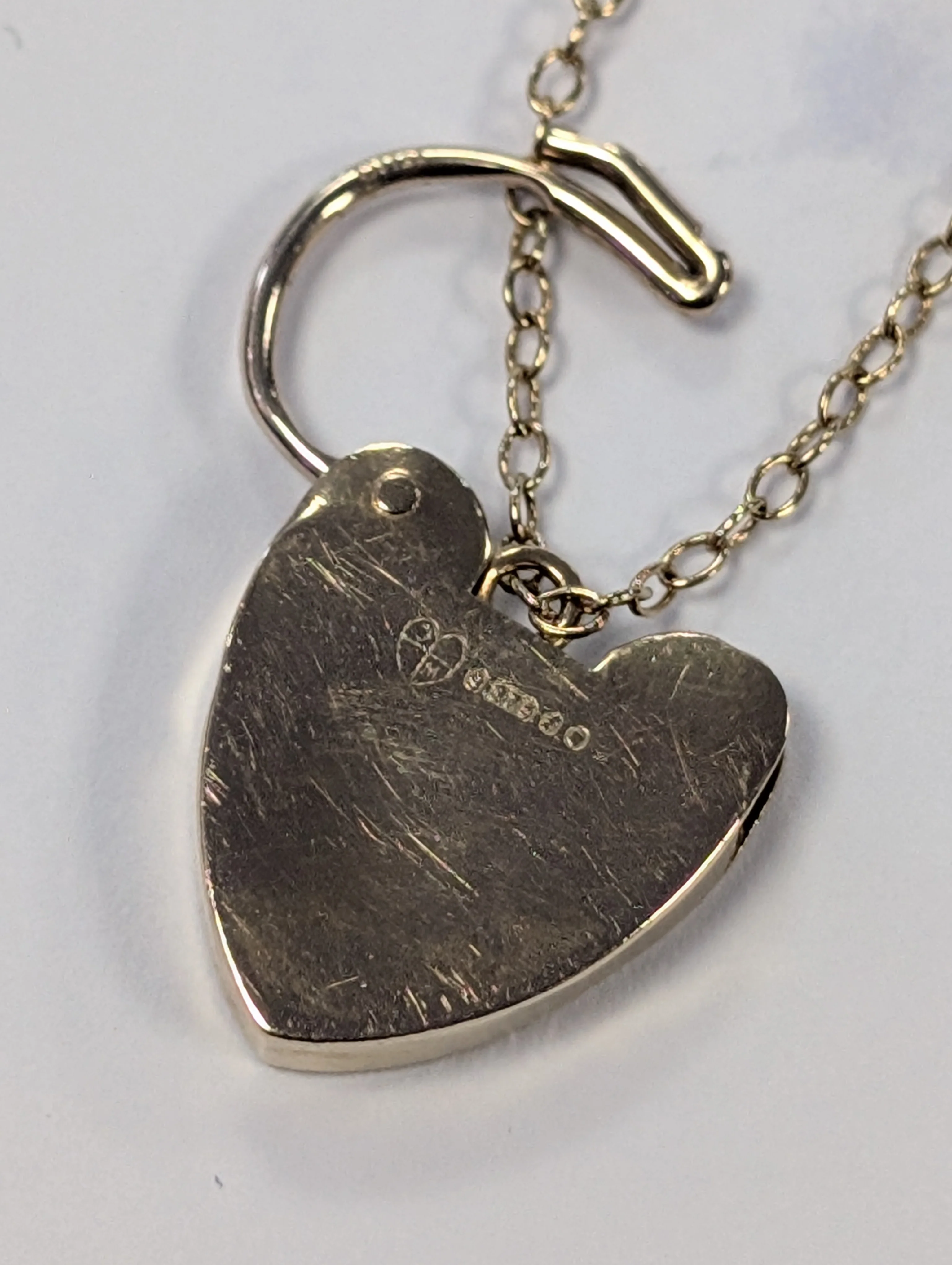 9ct Gold Charm bracelet - heart lock & safety chain - Image 3