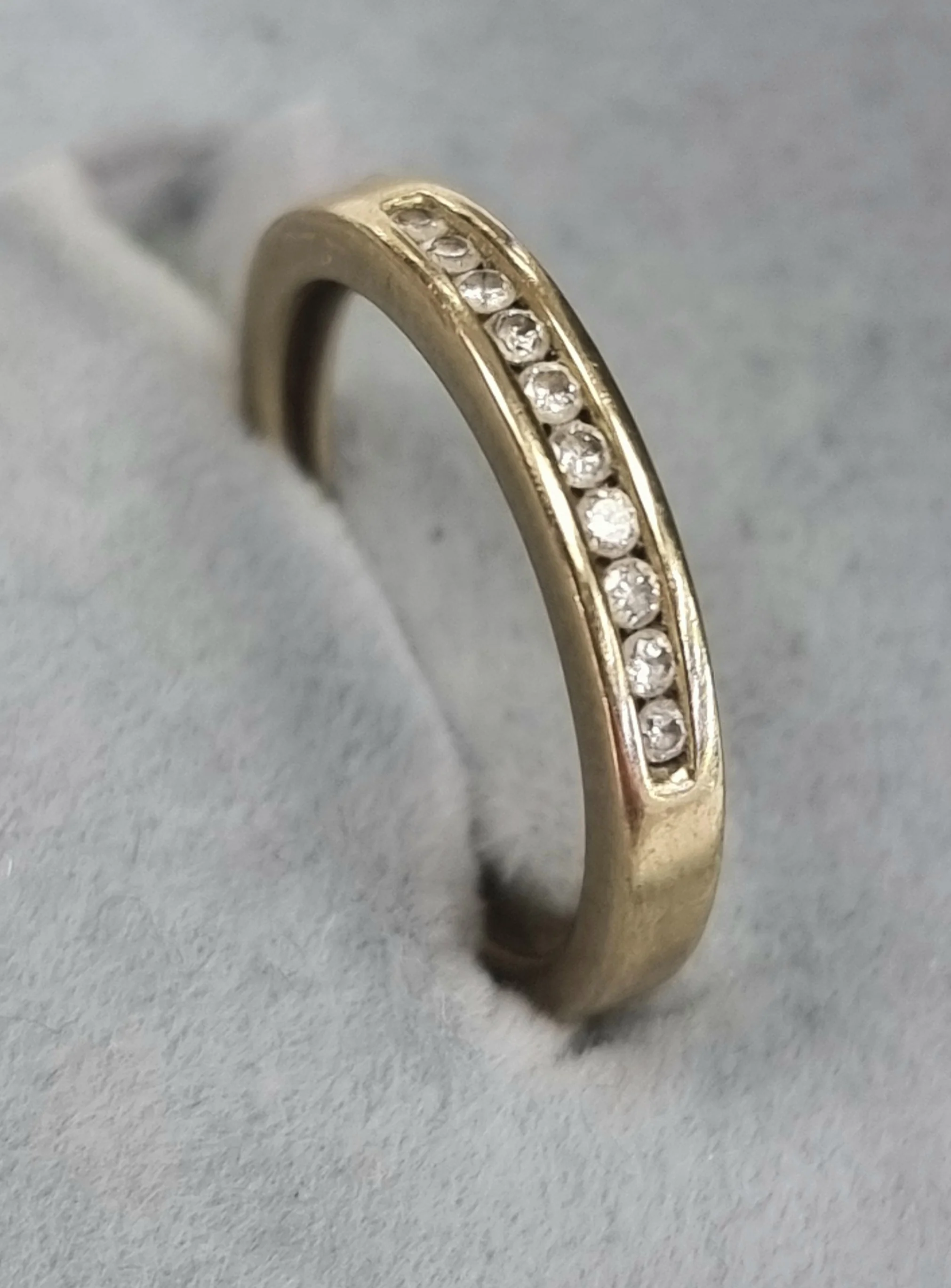 9ct Gold Diamond Eternity Size "i" - Image 2