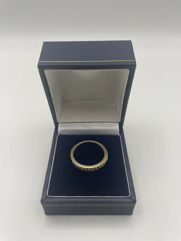 9ct gold diamond ring - Image 3