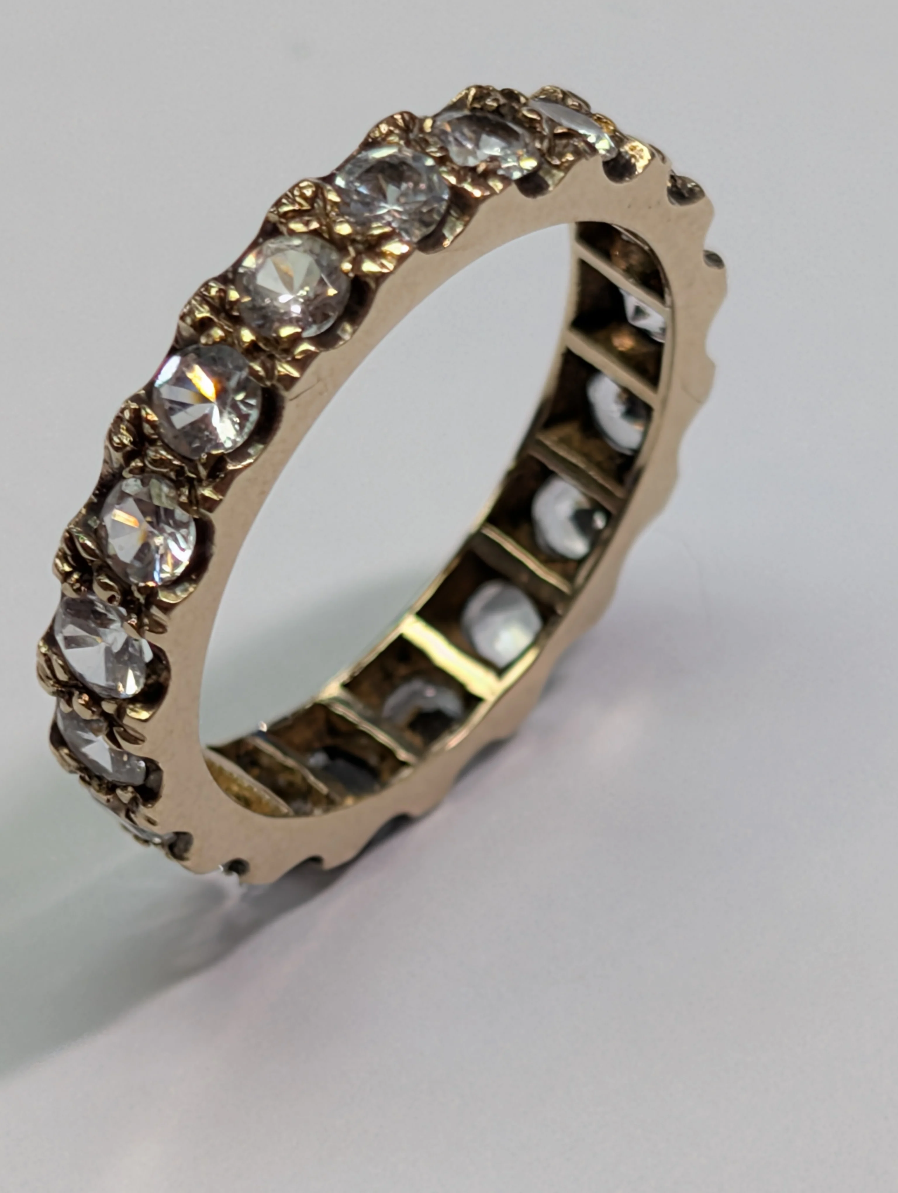 9ct Gold Jagged Cz Ring - Image 3