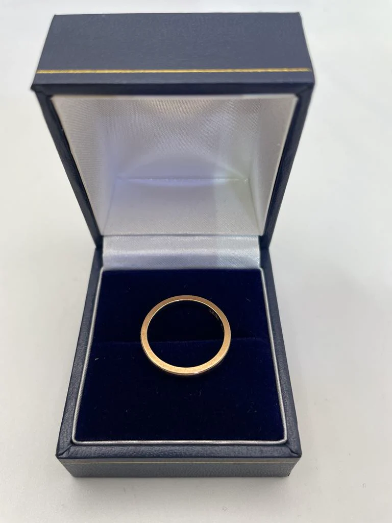 9ct gold ring - J - Image 2