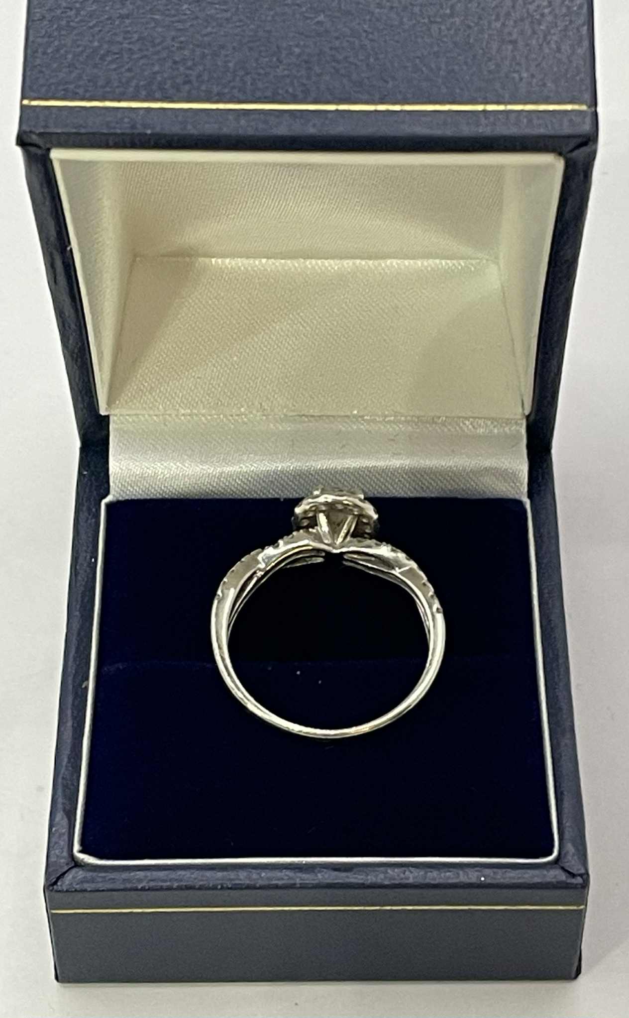 9ct gold ring -O - Image 3