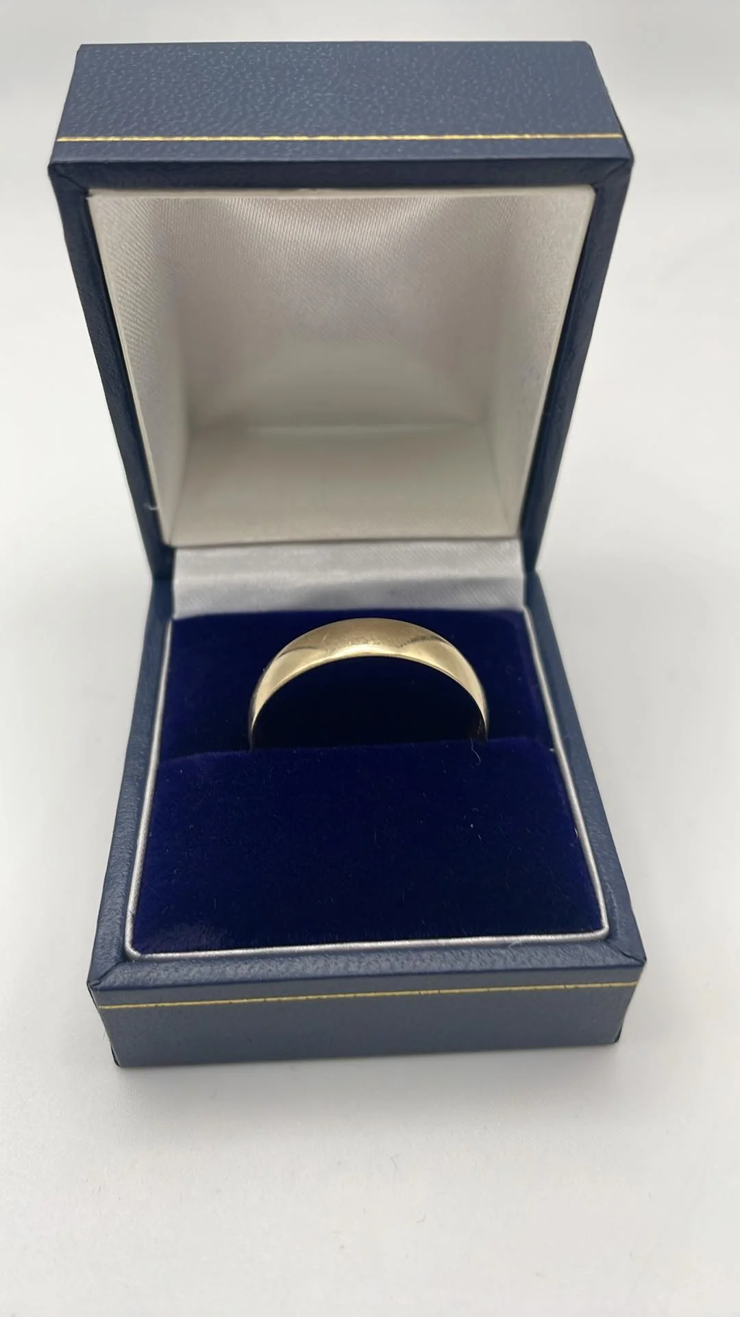 9ct gold ring