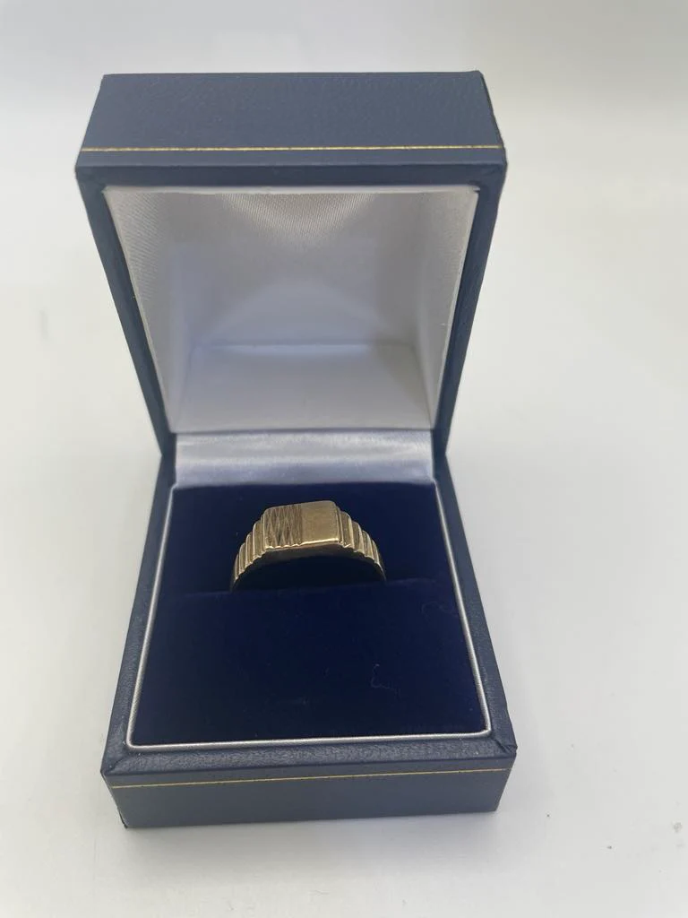 9ct gold ring - S - Image 2