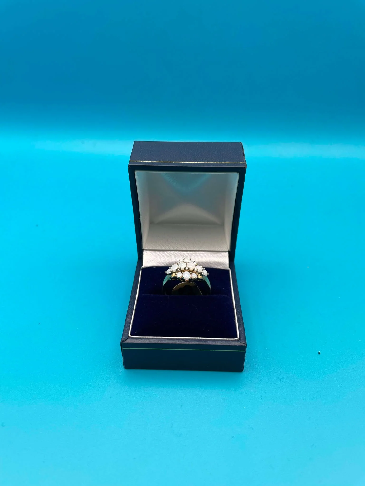 9CT GOLD RING - O