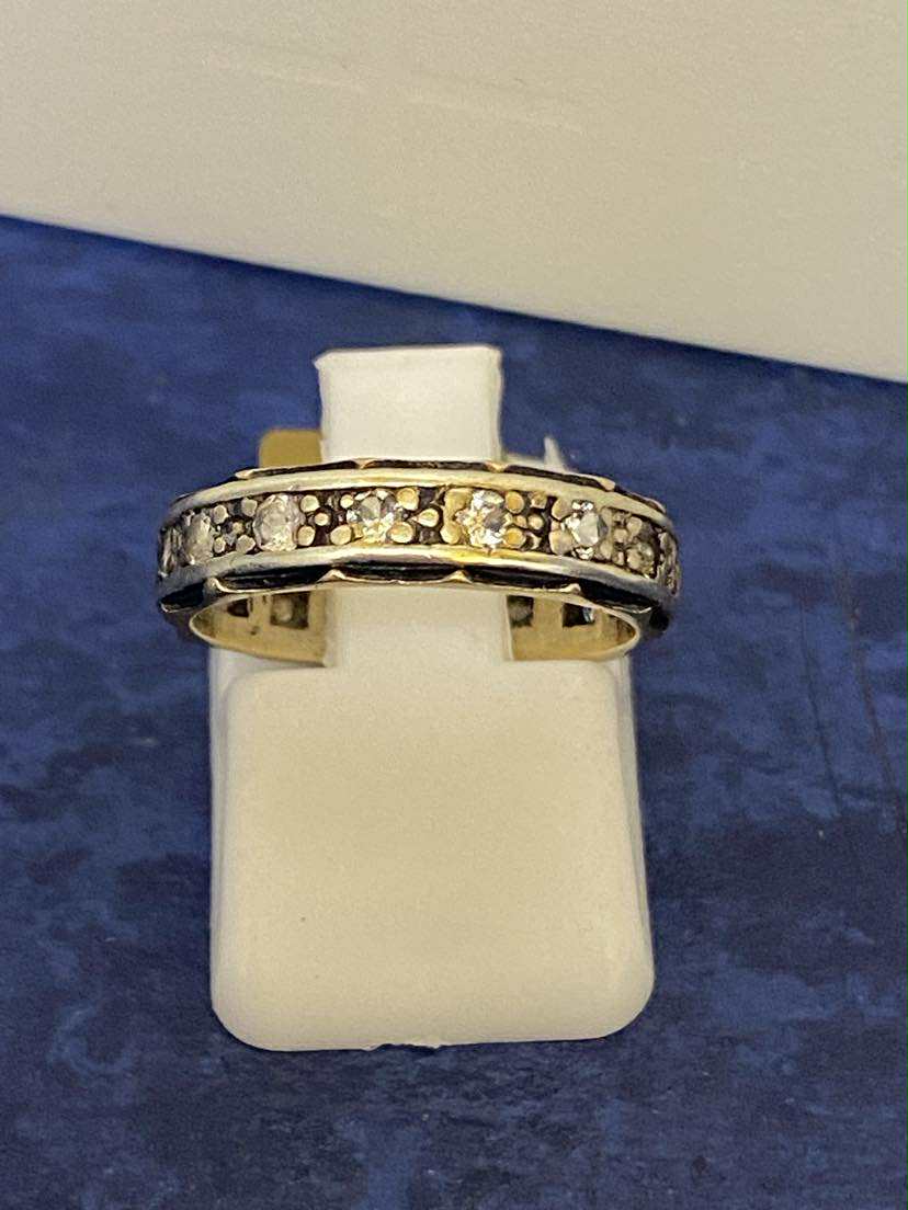 9ct Gold Ring (Size J) Apx 2.9g