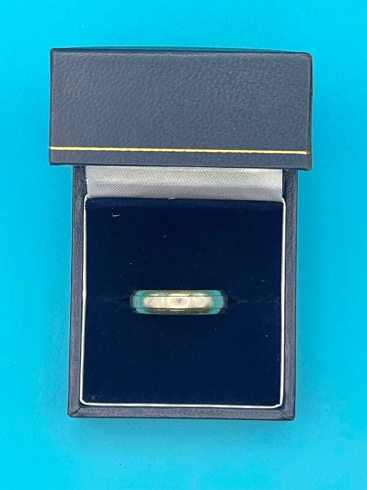 9CT GOLD WEDDING BAND - K