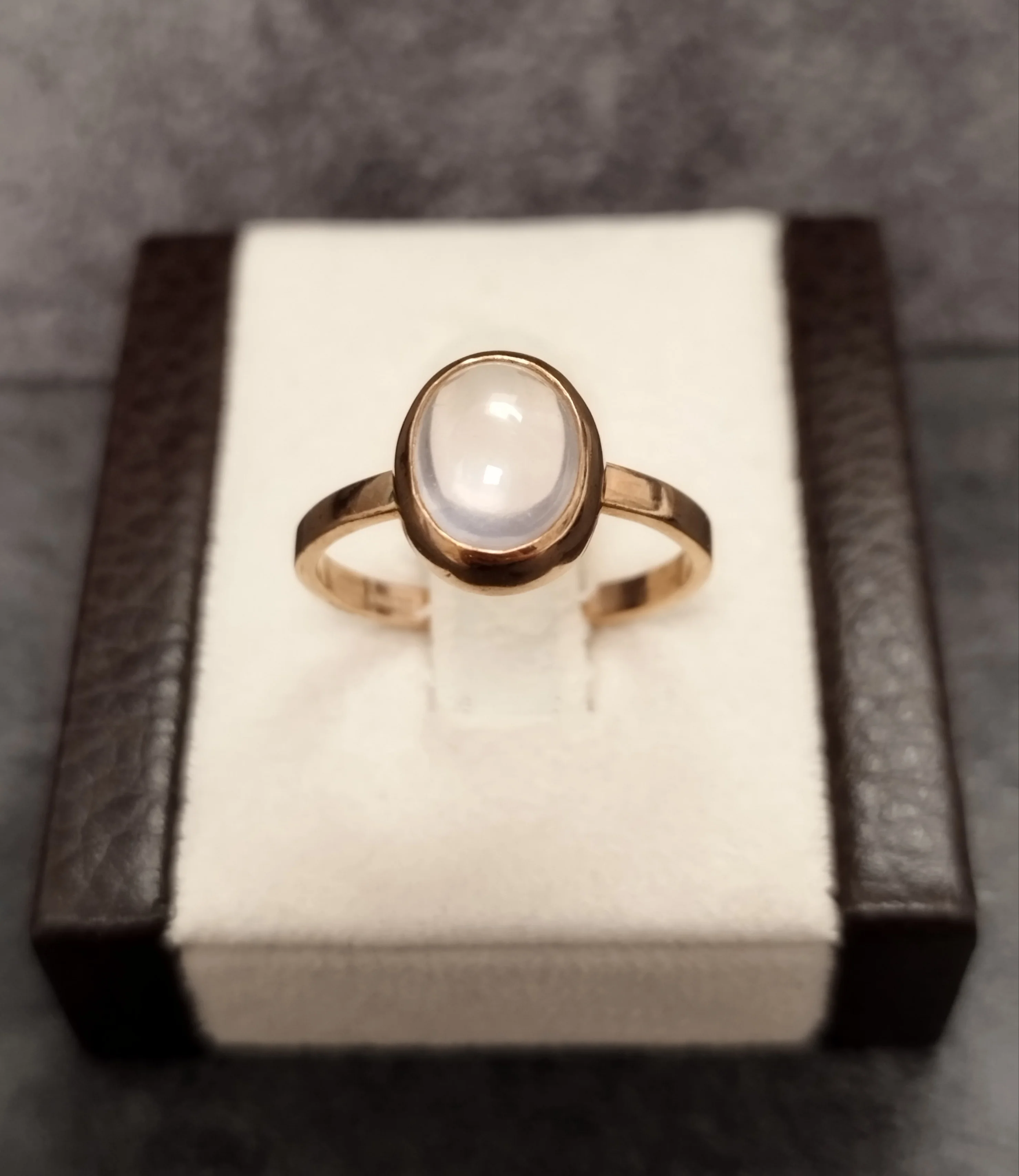9ct Rose Gold Bezel set Pink Cabuchon Ring Size - S