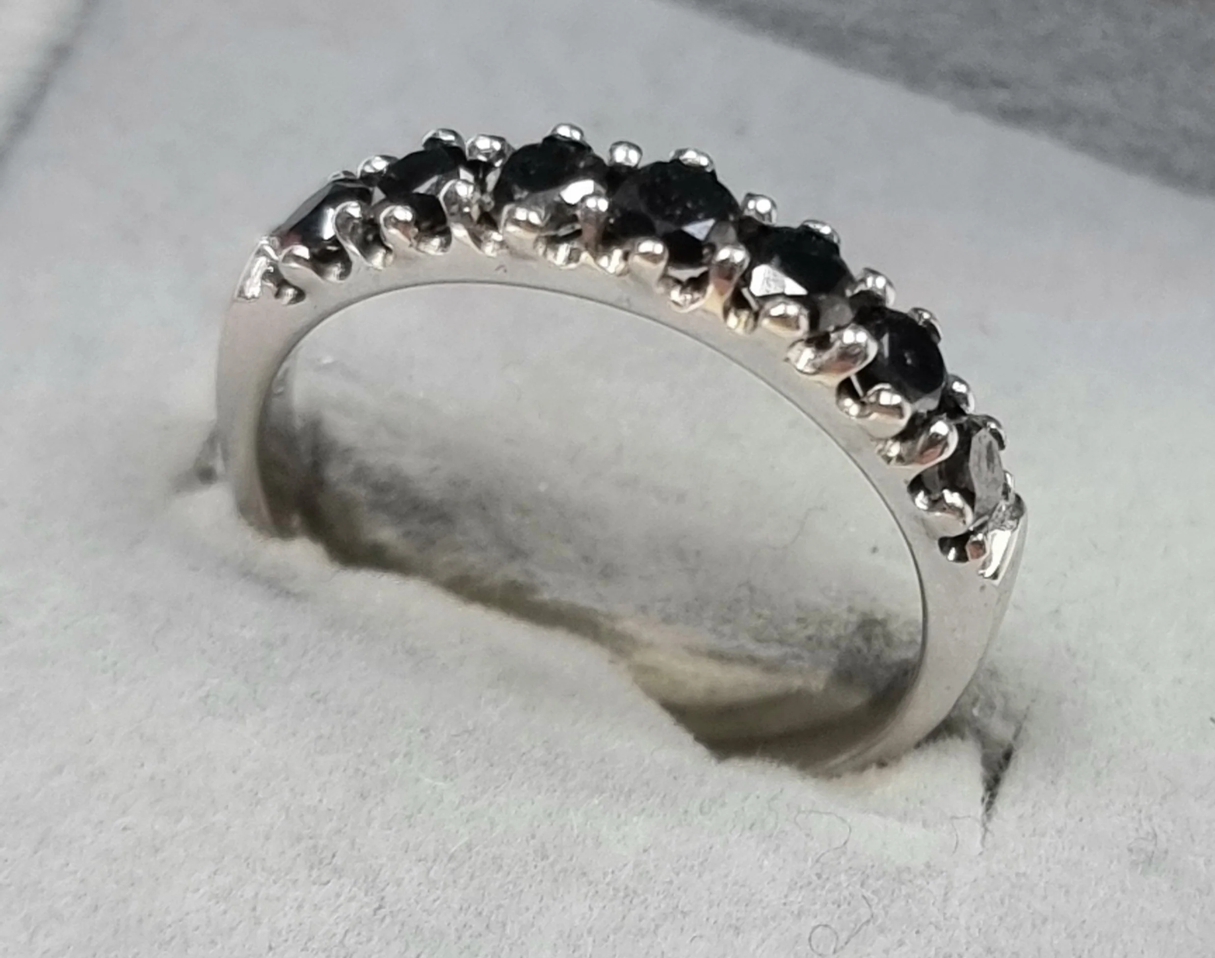 9ct White Gold Ring With Black Moissanite Size "S1/2" - Image 2