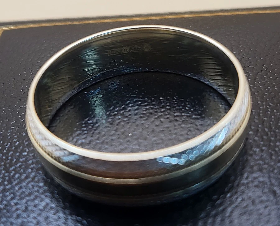9ct Yellow And White Gold Patterned Band Ring - 4.83G - Size T - Hallmarked - Image 2