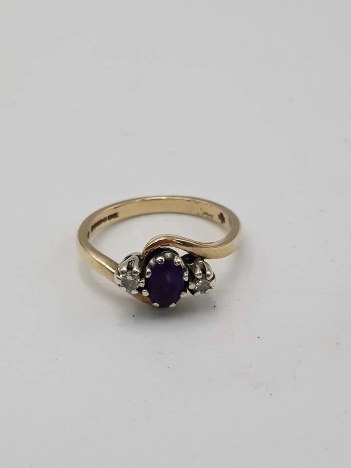 9ct Yellow Gold Amethyest & Cubic Zirconia Trio Ring - Size O - 3.27 Grams