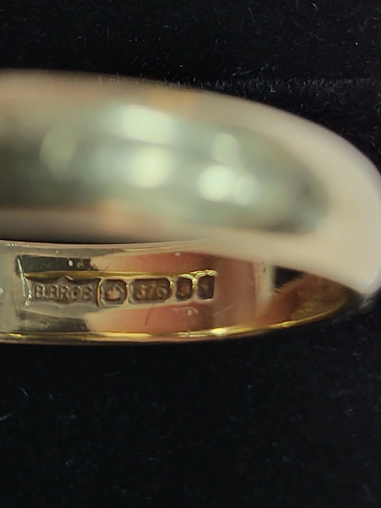 9ct Yellow Gold Band Ring - Size T - 3.2g - Image 4