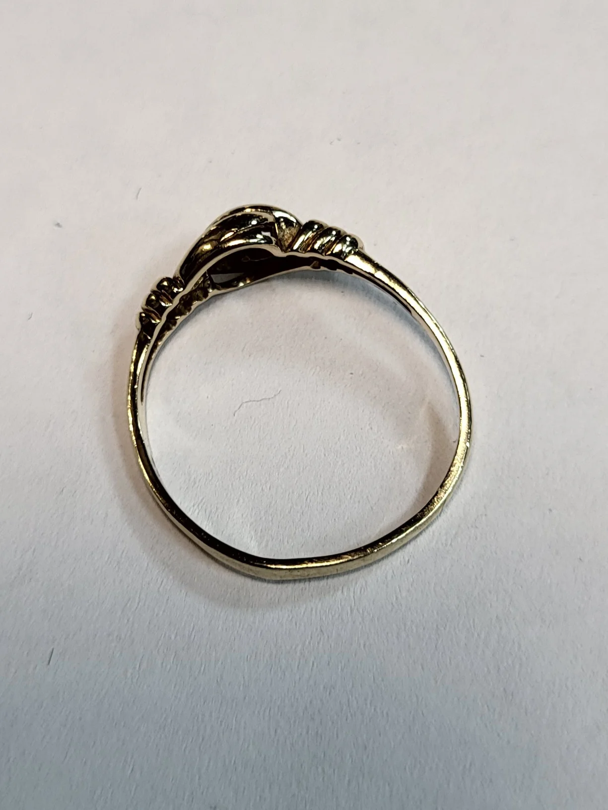 9ct Yellow Gold Double Loop Ring _ Size O/P - 1.40g - Image 2