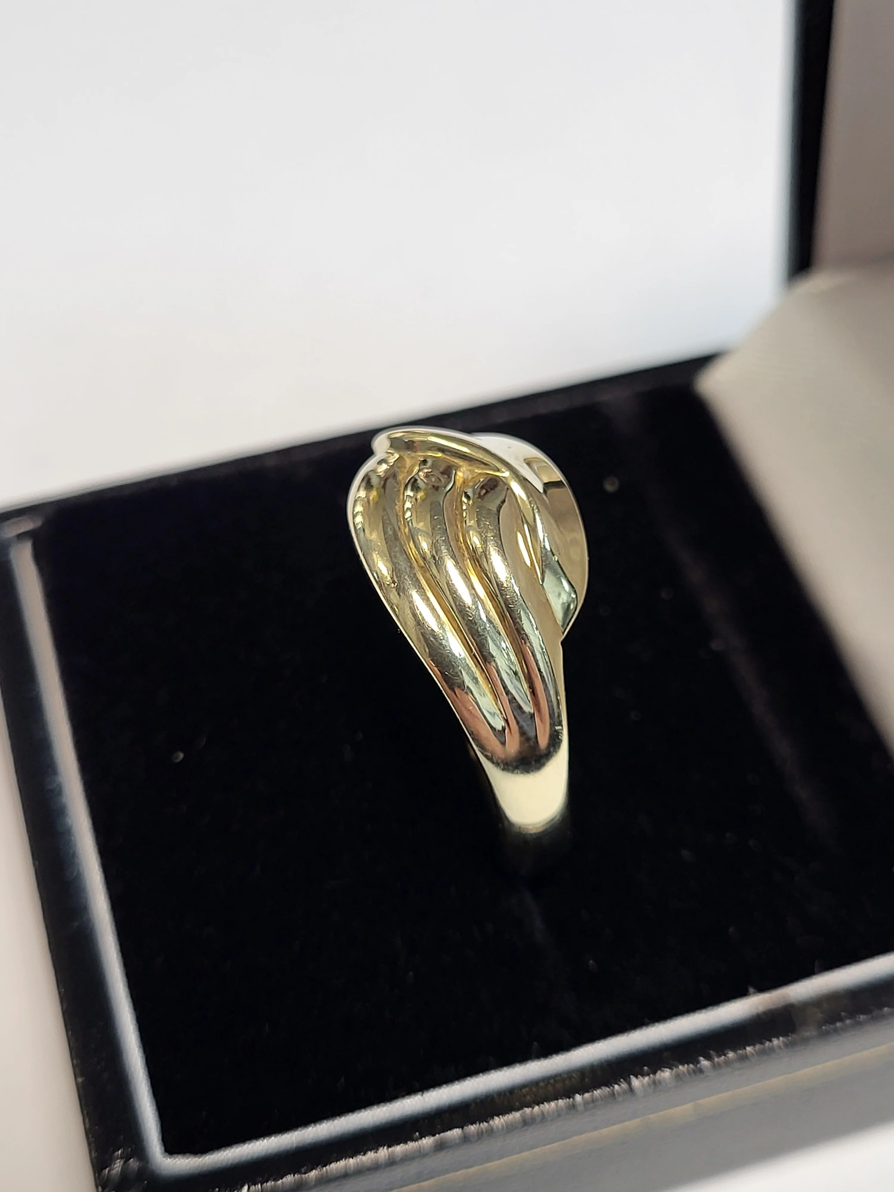 9ct Yellow Gold Patterned Ring - Size T/U - 3.63g - Image 2