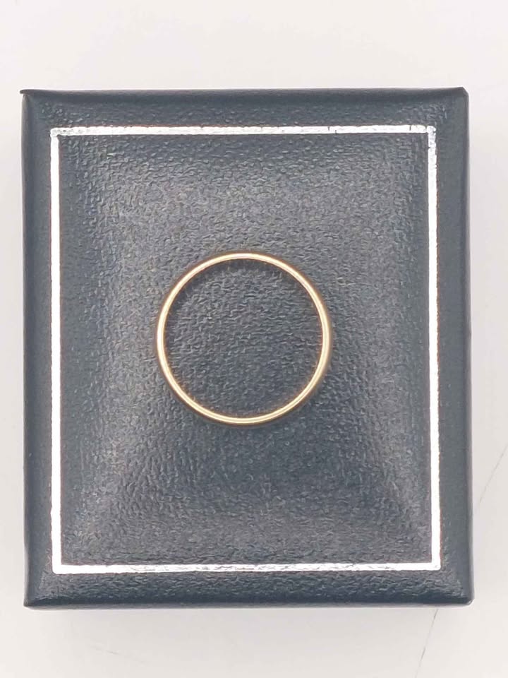 9ct Yellow gold Ring size K 1.86g Boxed (full Hallmarked&Tested) - Image 4