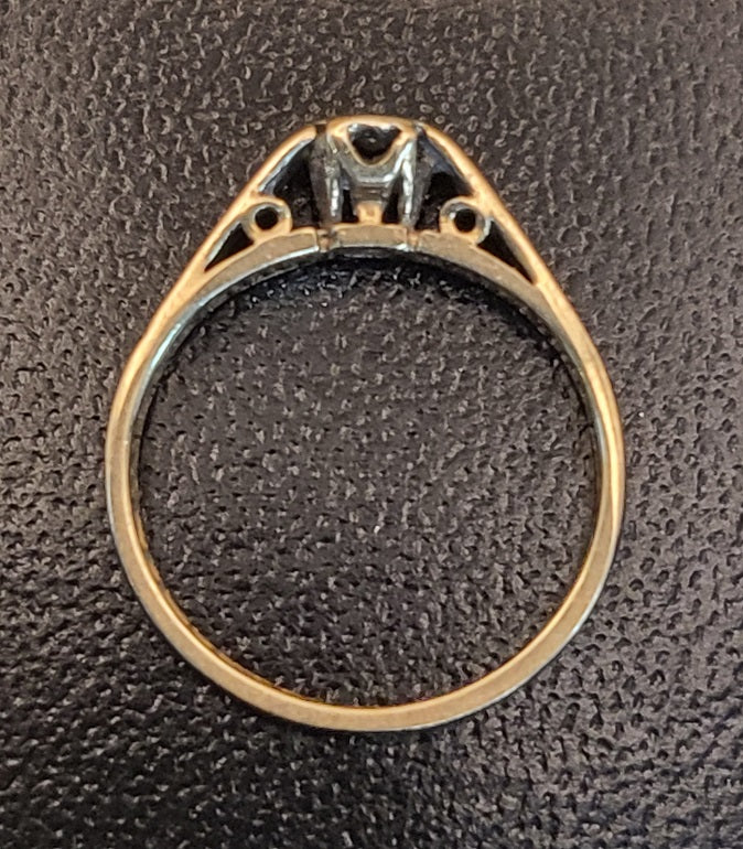 9ct Yellow Gold Ring With Clear Stone - 1.76G - Size L. Hallmarked - Image 3