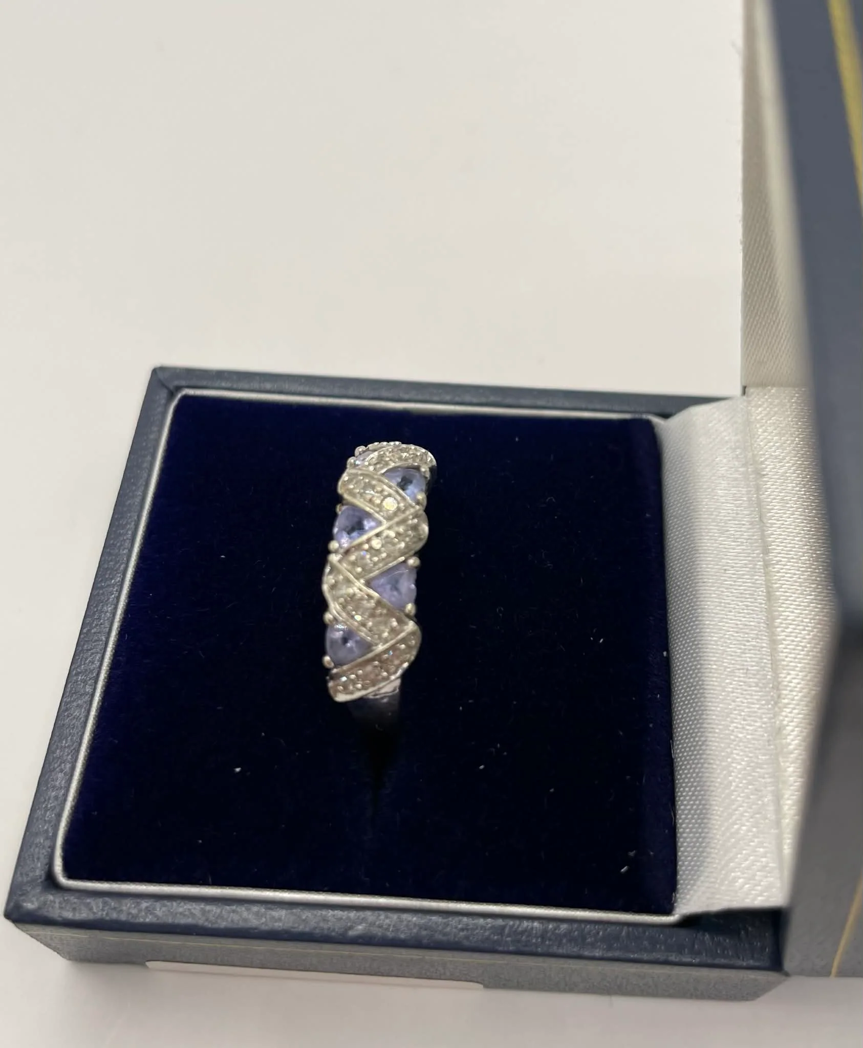 9ct White Gold Ring