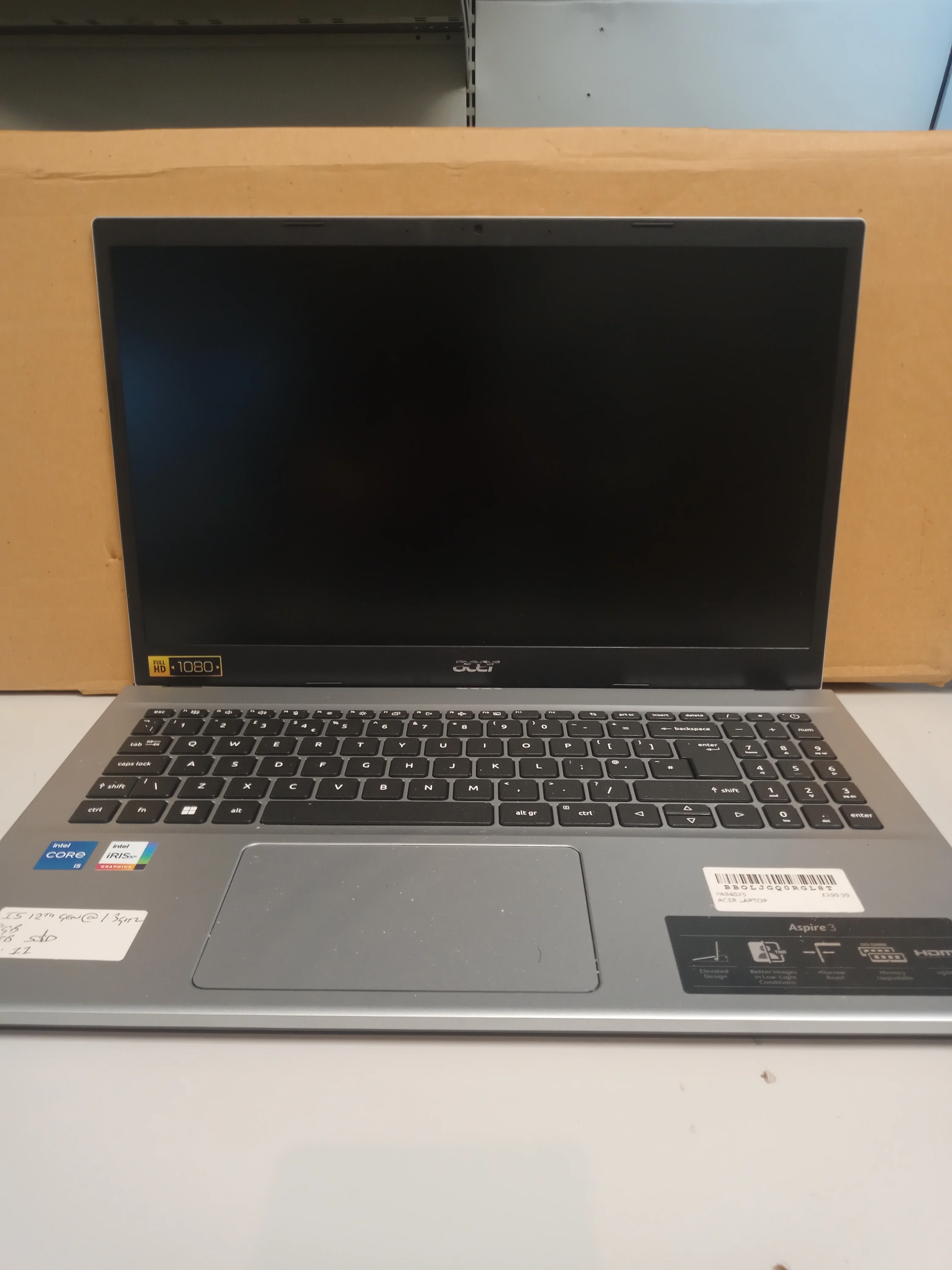Acer Aspire 3. I5 12th gen @ 1.3ghz 8gb ram 1TB hardrive windows 11
