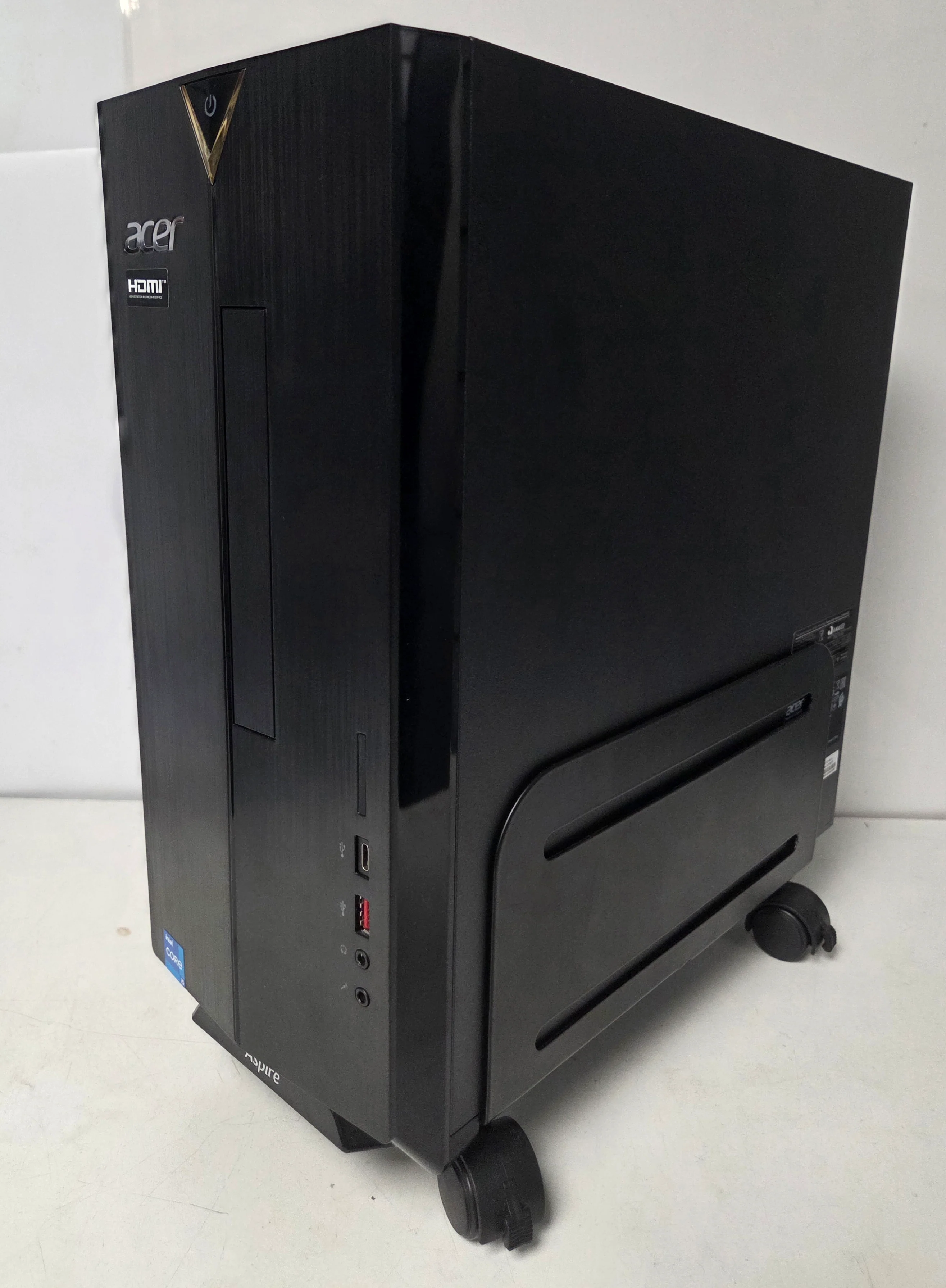 Acer Aspire TC-1660- Intel Core i5, 8Gb DDR4 Ram, 2TB Storage intel uhd 730 graphics - Image 2