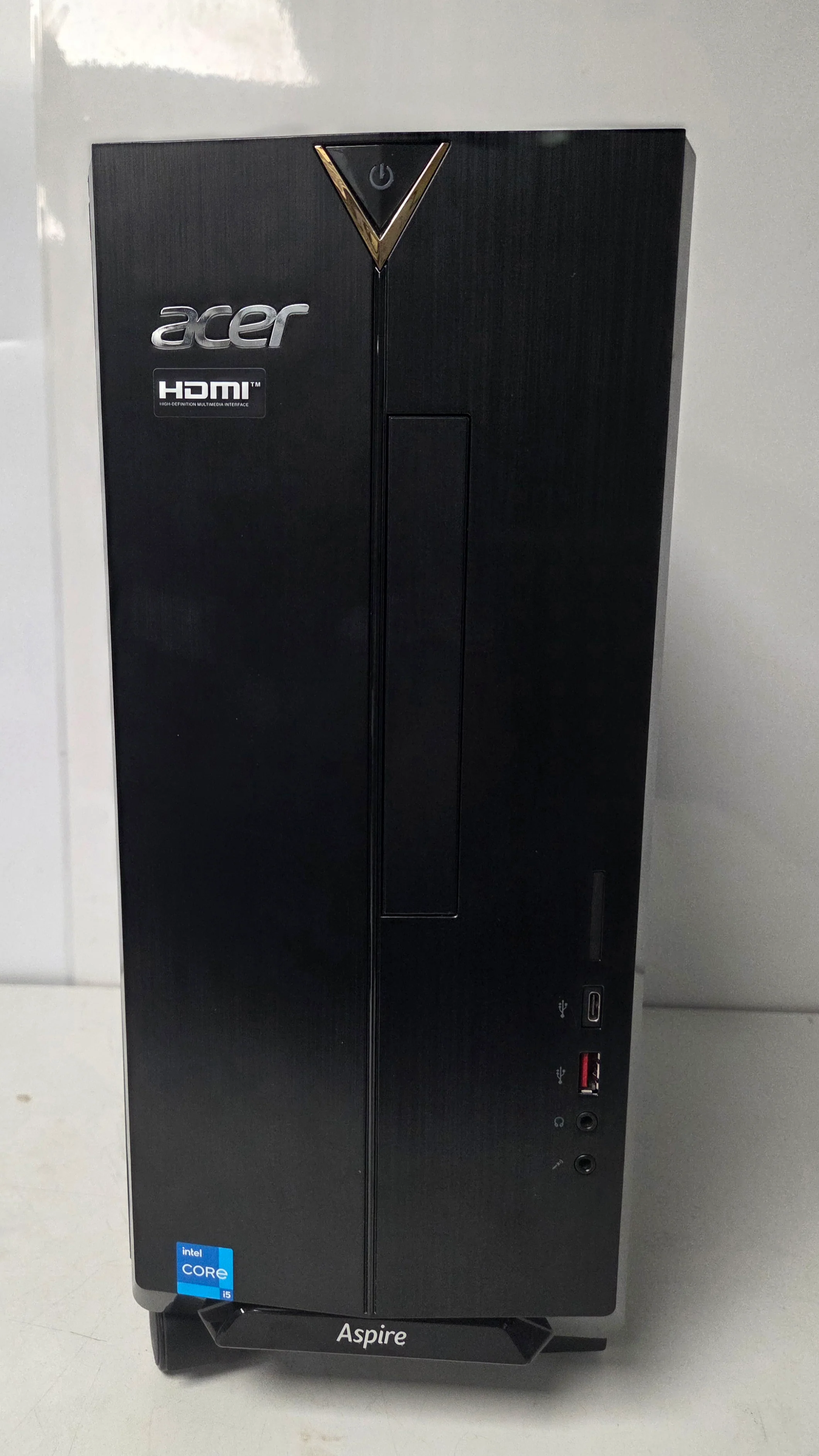 Acer Aspire TC-1660- Intel Core i5, 8Gb DDR4 Ram, 2TB Storage intel uhd 730 graphics - Image 3