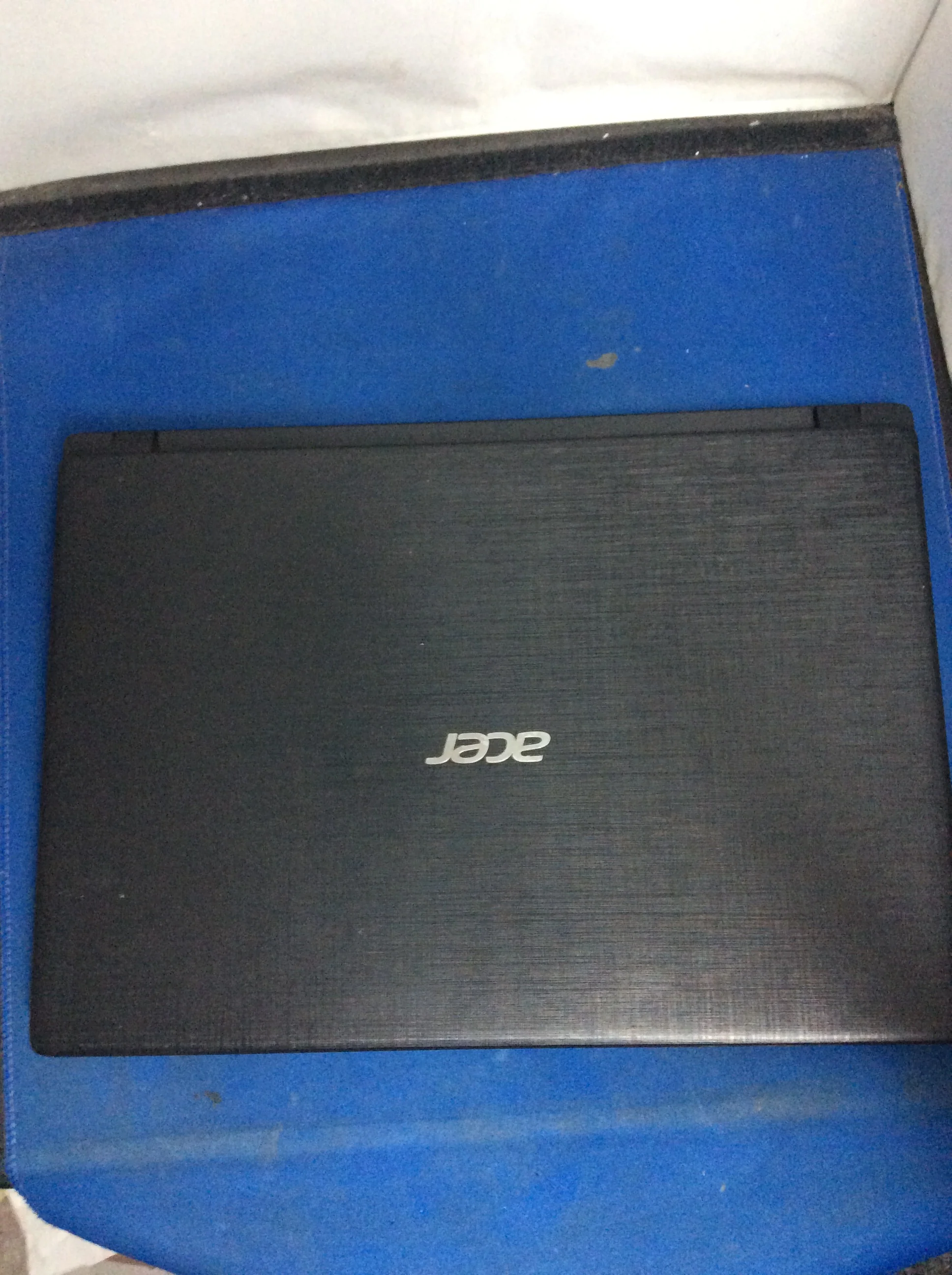 Acer Laptop - Image 3