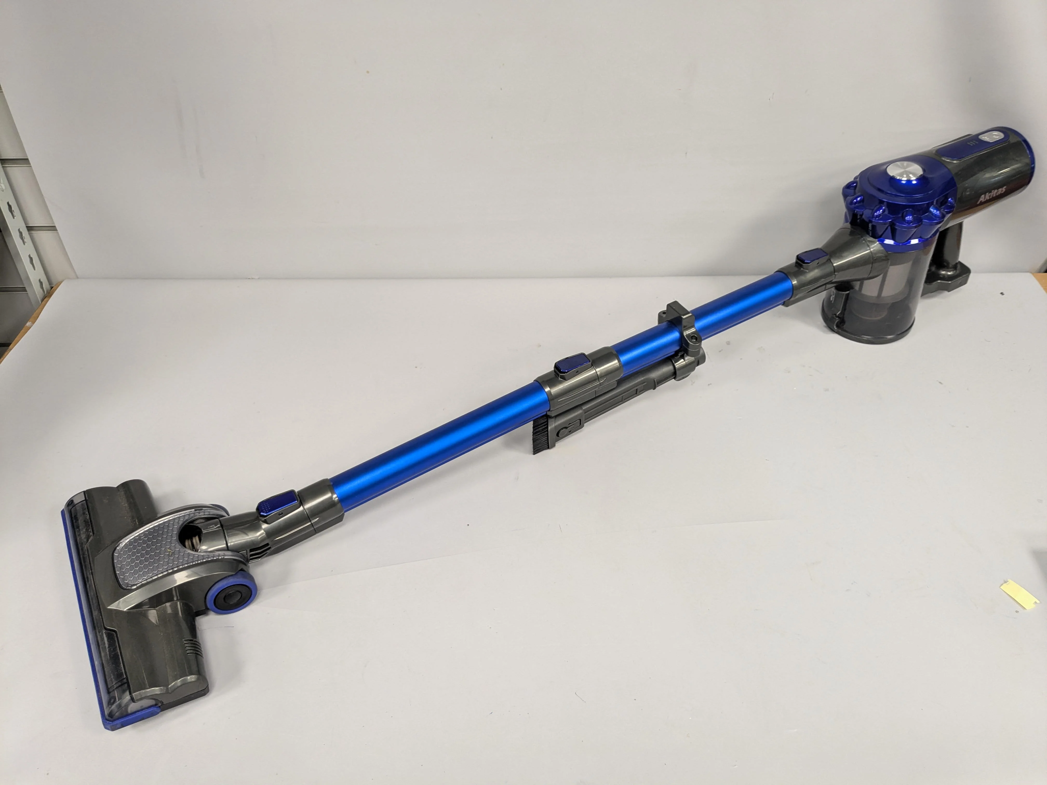Akitas Cordless Stick Vacuum V8 - Image 2